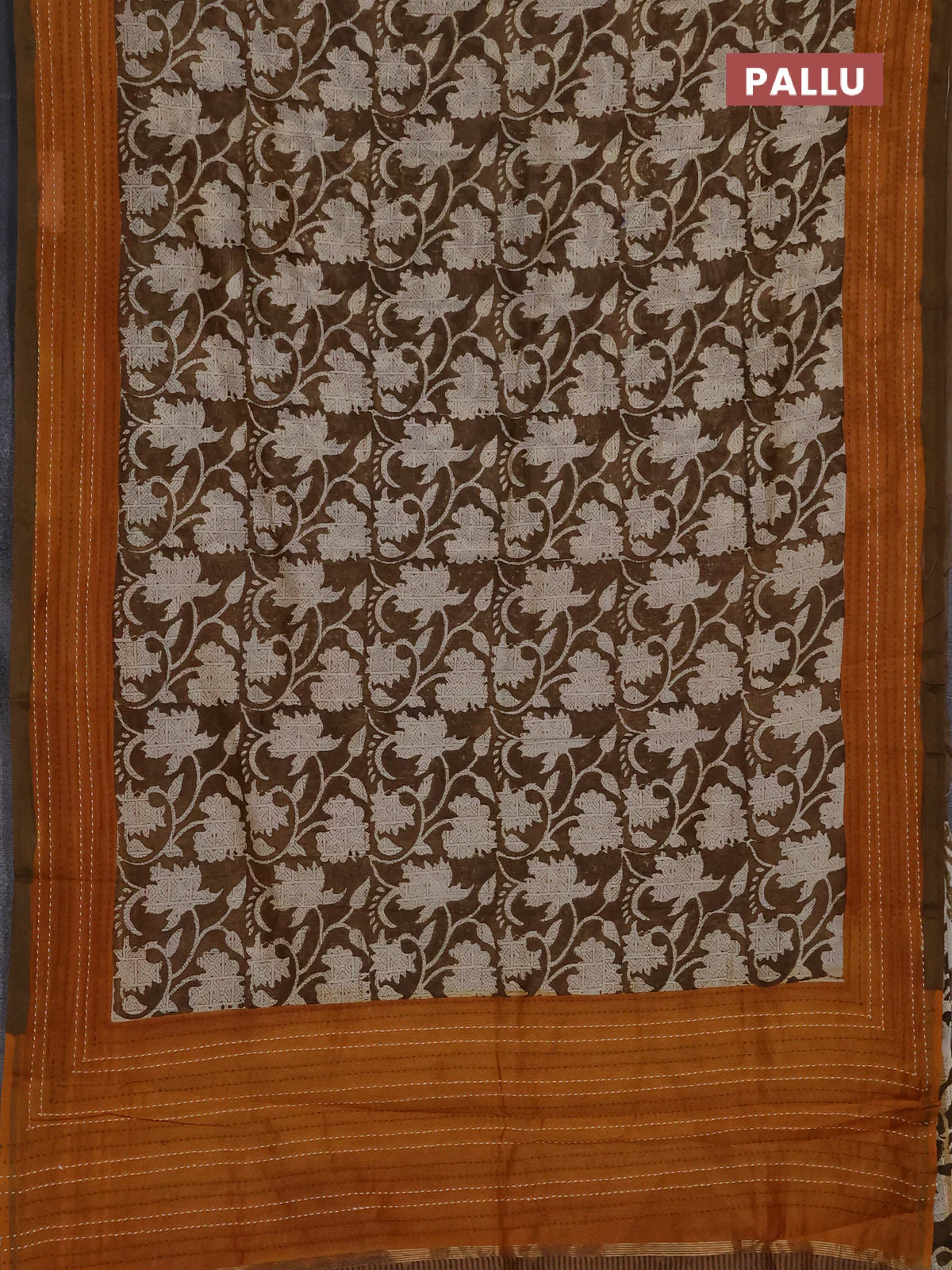 Chanderi silk cotton saree mehendi green and mustard yellow with allover prints and kantha stich work border - Image 3