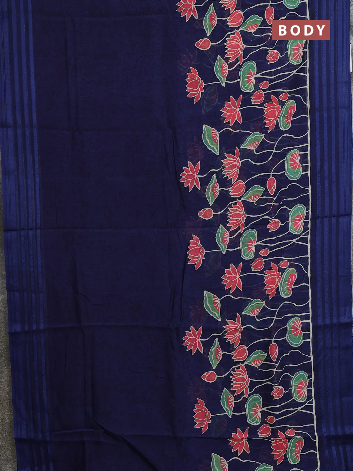 Chanderi silk cotton saree navy blue with allover prints and thread woven border - Image 2