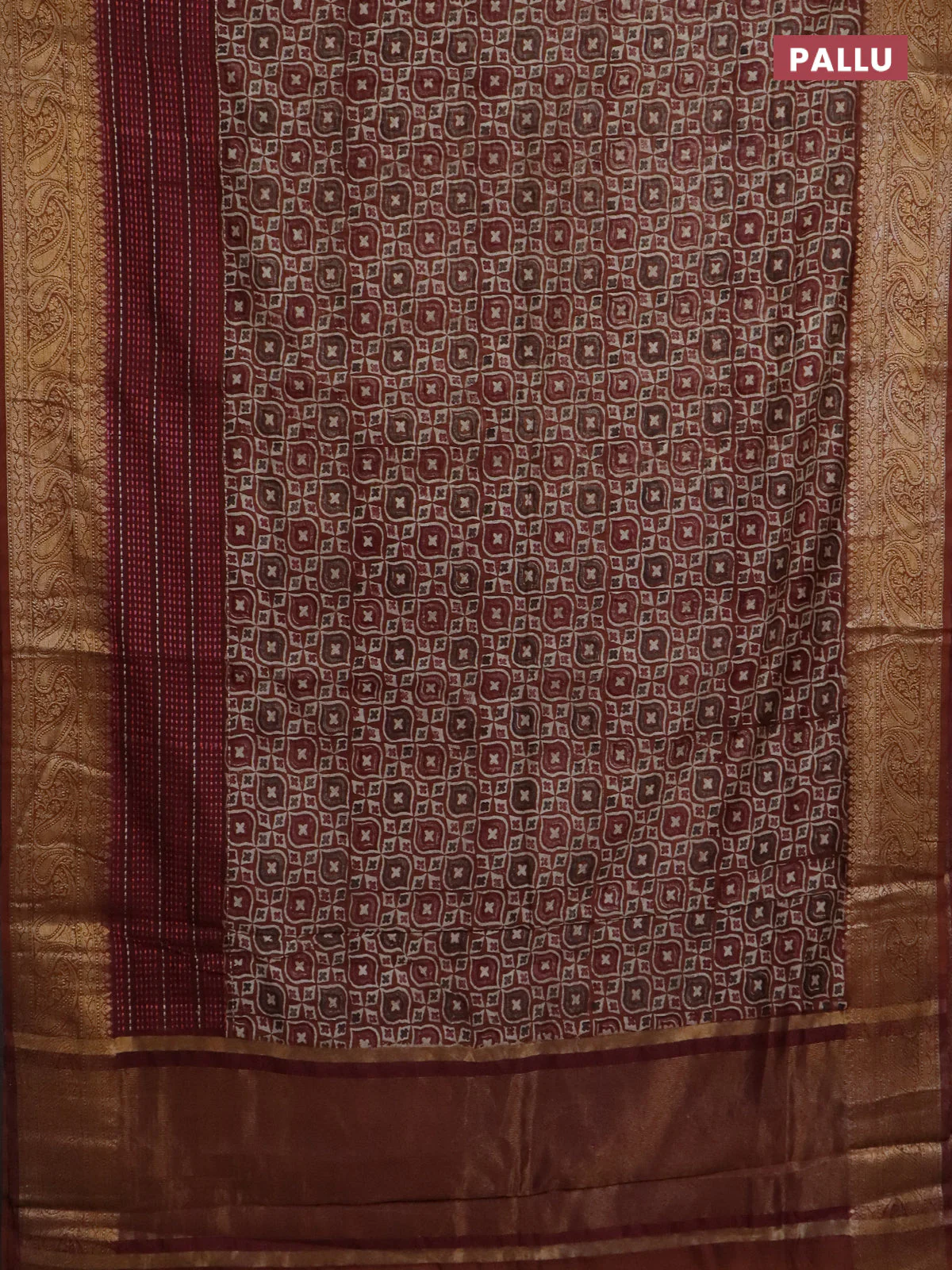 Chanderi silk cotton saree wine shade and brown with allover geometric prints and kantha stich work border - Image 3