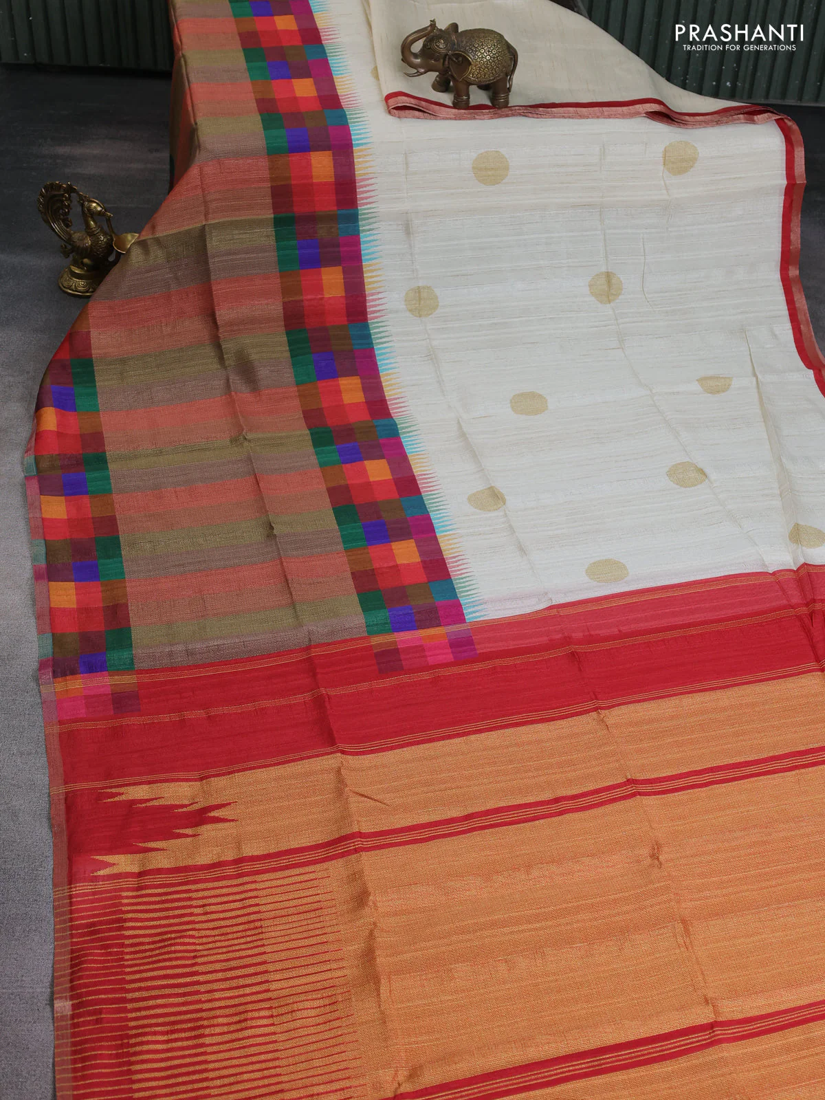 Chappa bhagalpuri saree cream and red with geometric butta prints and long printed border - Image 5