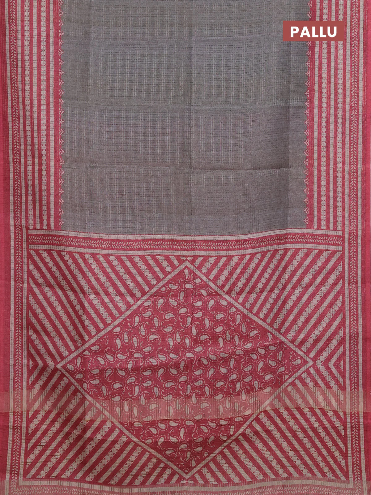 Chappa saree grey and mauve pink with allover small zari checked pattern and printed border - Image 3