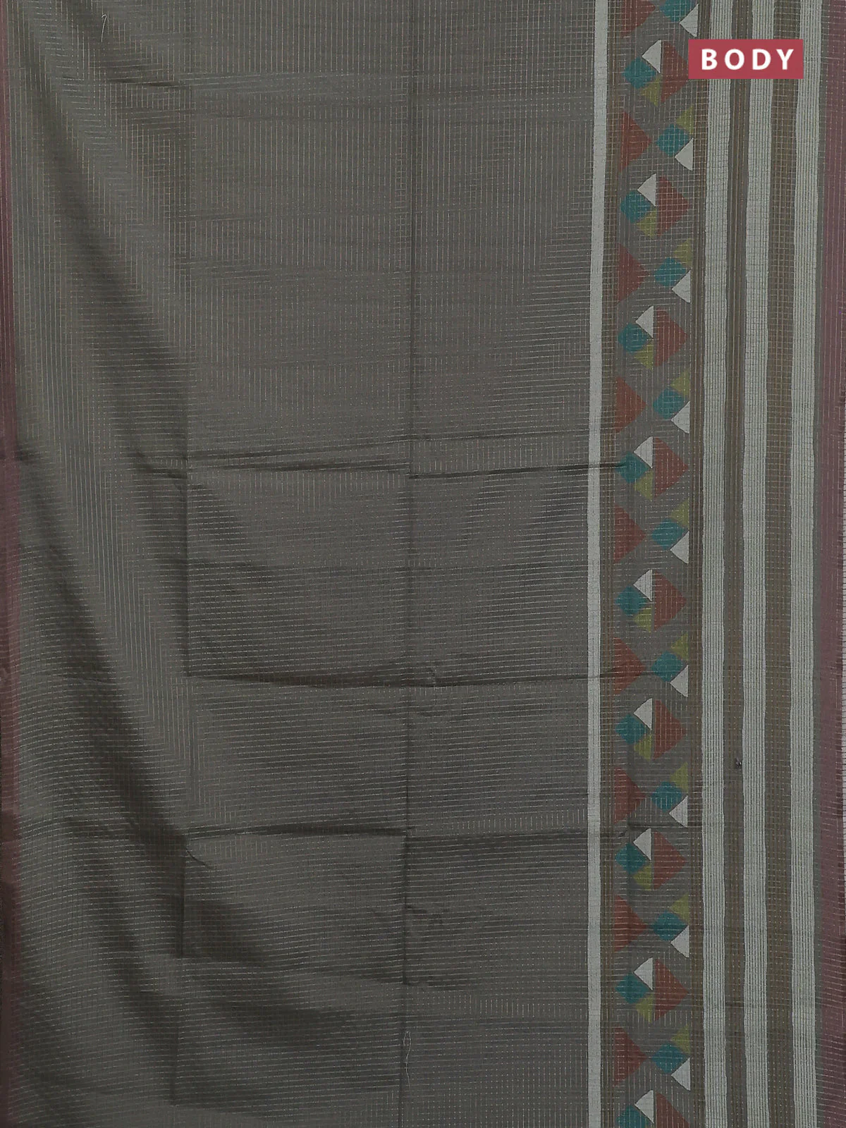Chappa saree grey and pastel brown with allover zari checked pattern and long geometric printed border - Image 2