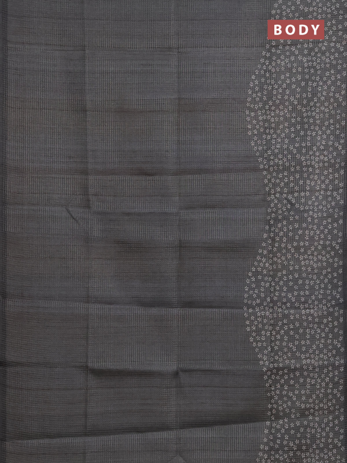 Chappa saree grey with allover small zari checked pattern and floral digital printed pallu - Image 2