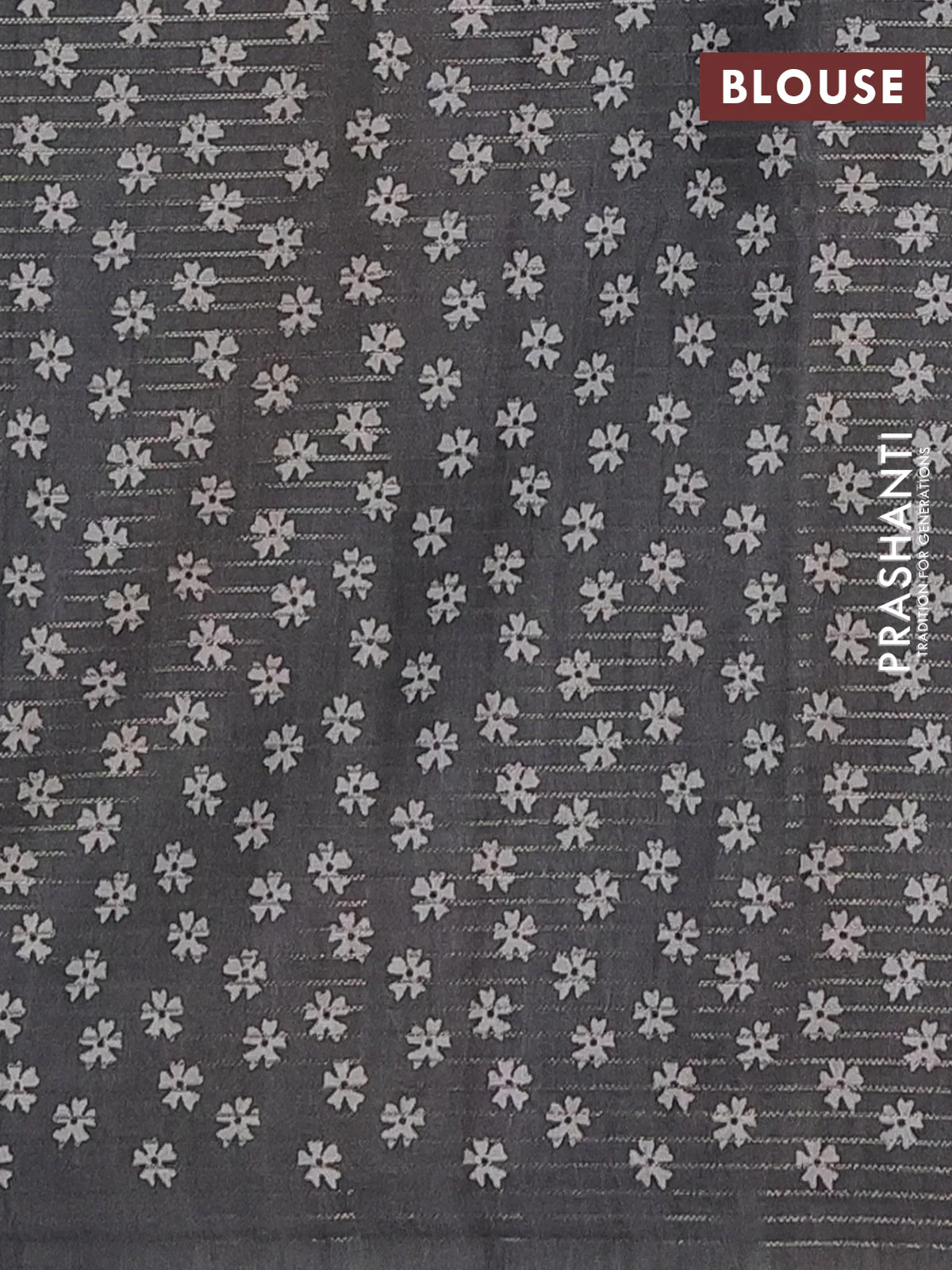 Chappa saree grey with allover small zari checked pattern and floral digital printed pallu - Image 4