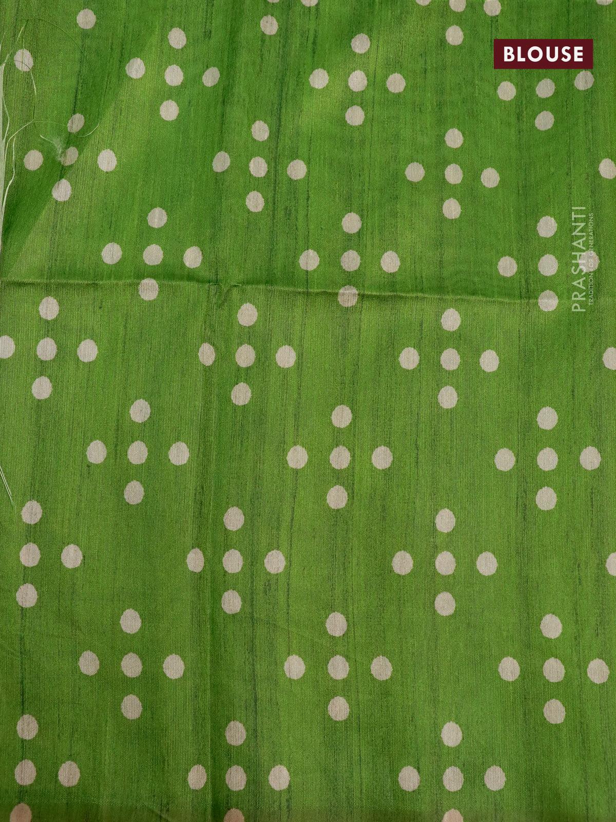 Chappa saree light green and cream with plain body and madhubani printed border - Image 7