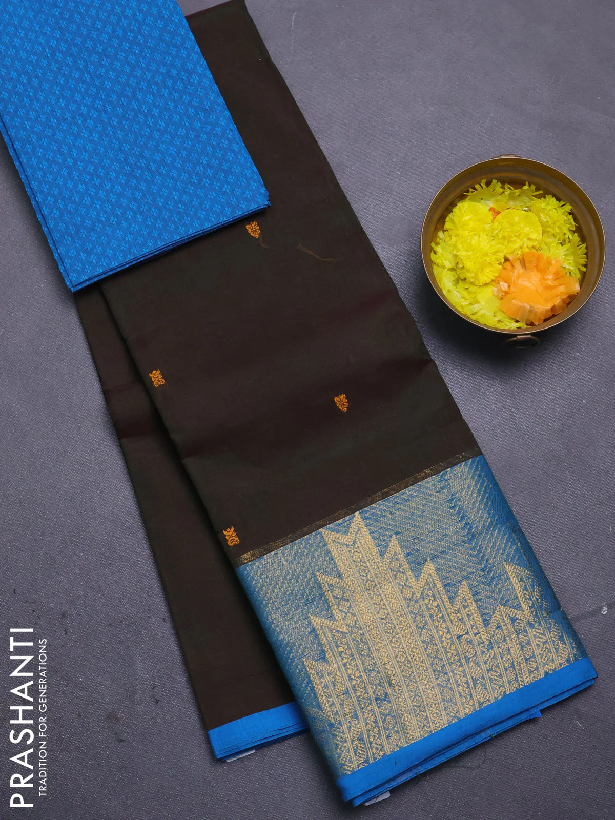 Chettinad cotton saree bottle green and cs blue with thread woven buttas and temple zari woven border