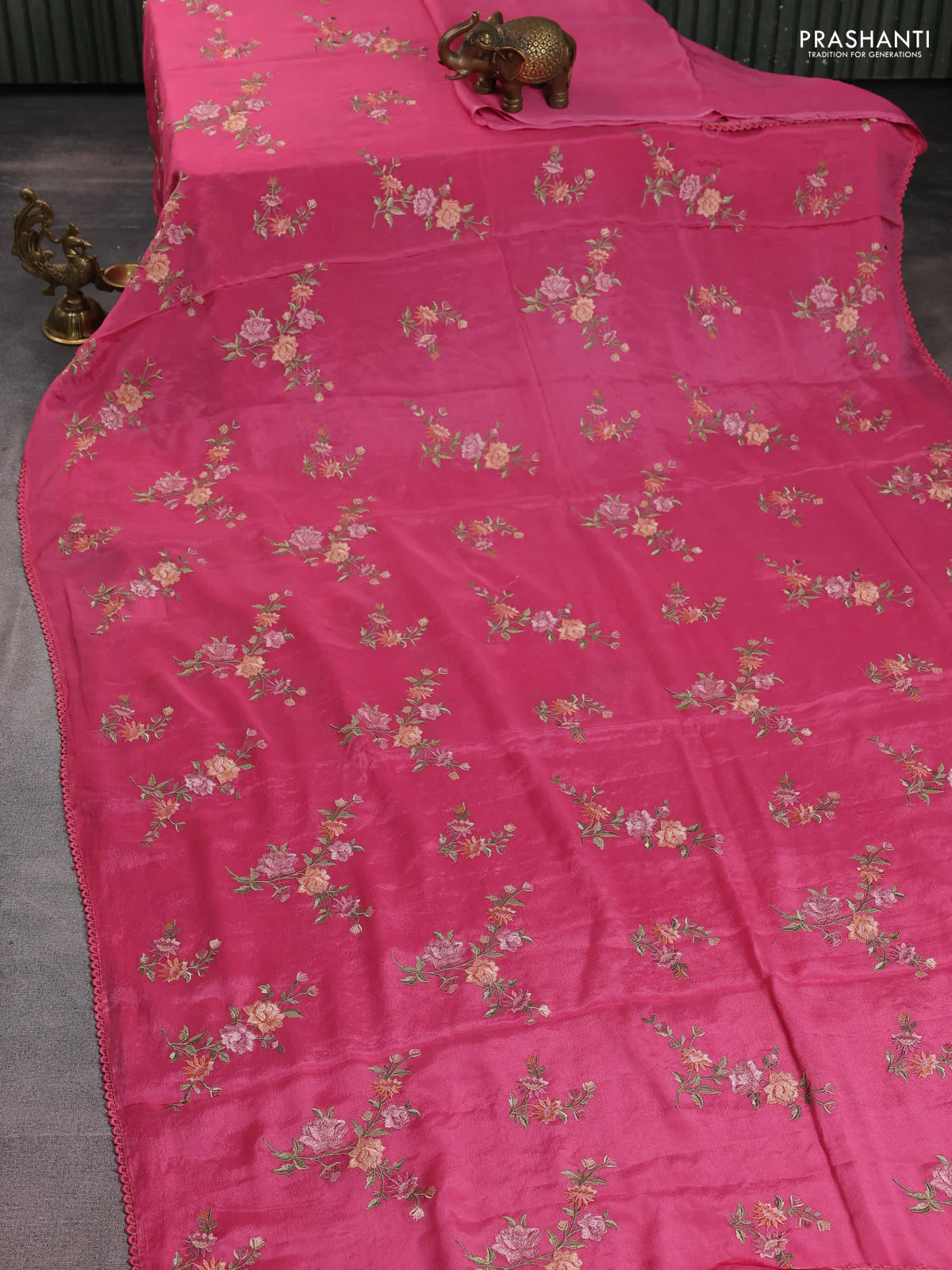 Chiffon silk saree pink with floral embroidery and lace work border - Image 2