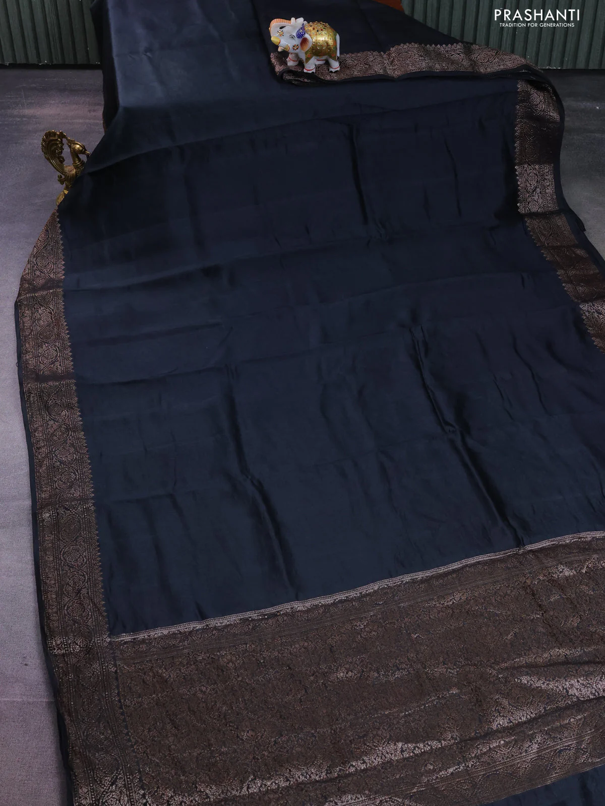 Chiniya silk saree black with plain body and woven border - Image 2