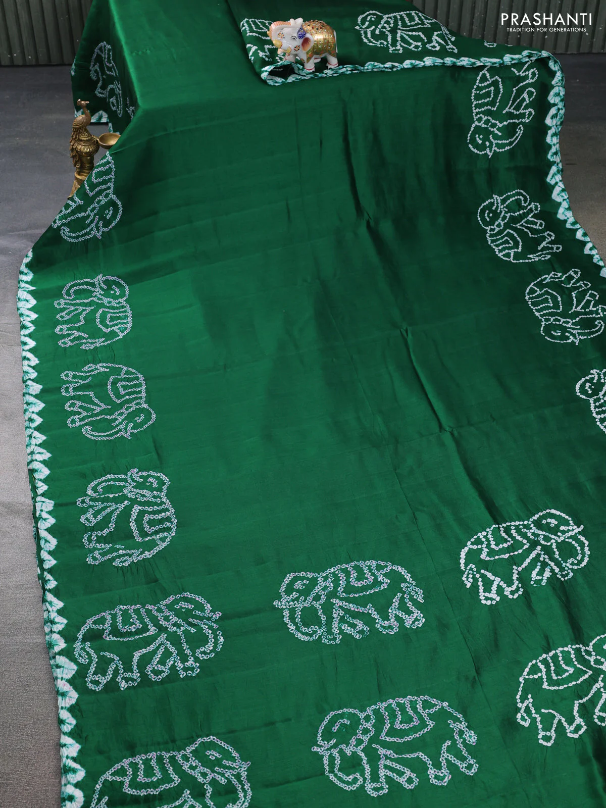 Chiniya silk saree green with allover bandhani prints - Image 2
