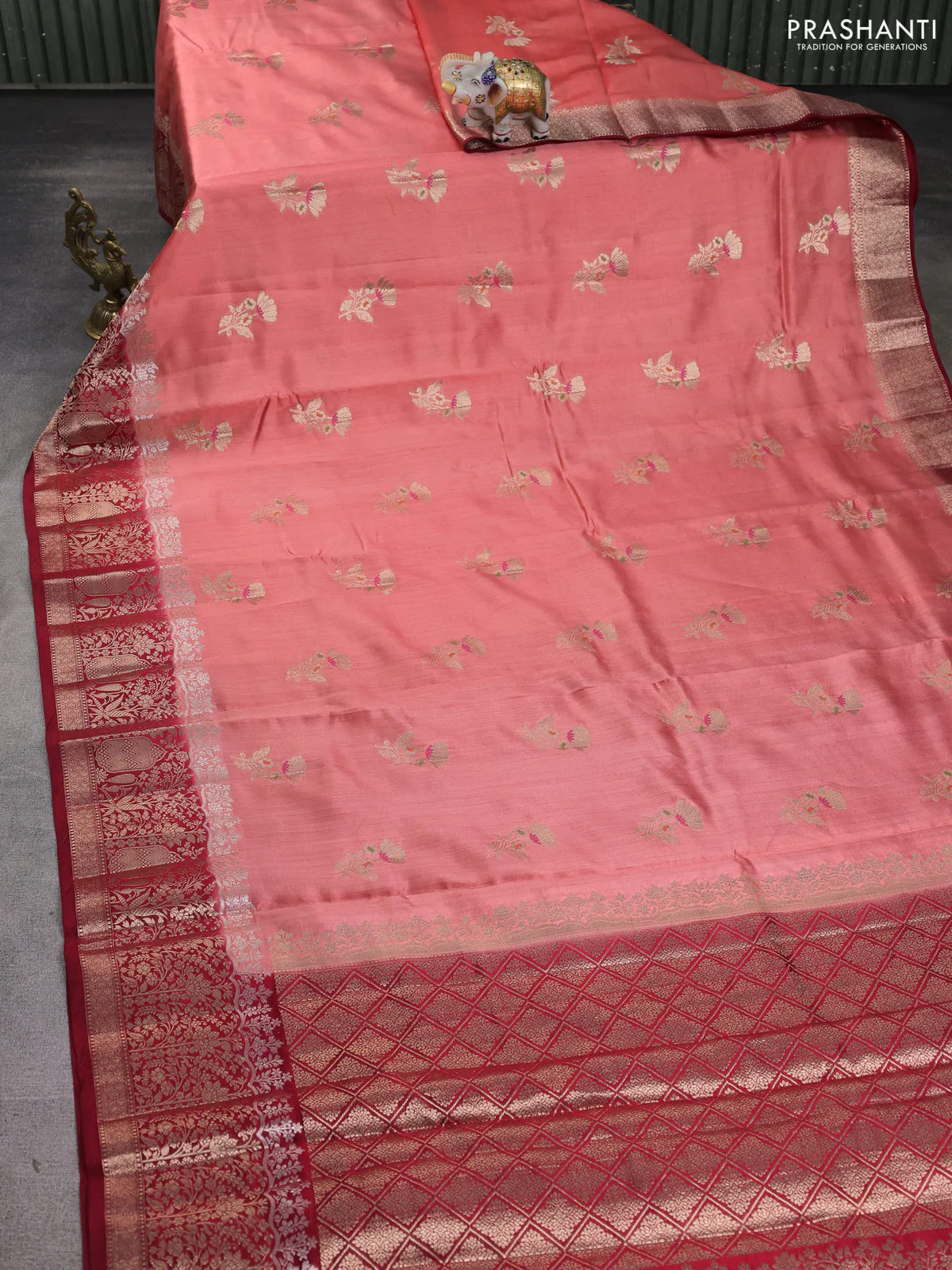Chiniya silk saree peach orange and maroon with floral zari woven buttas and zari woven border - Image 2