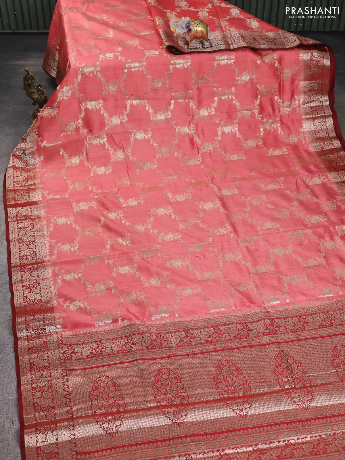 Chiniya silk saree peach shade and maroon with allover floral zari weaves and zari woven border - Image 2