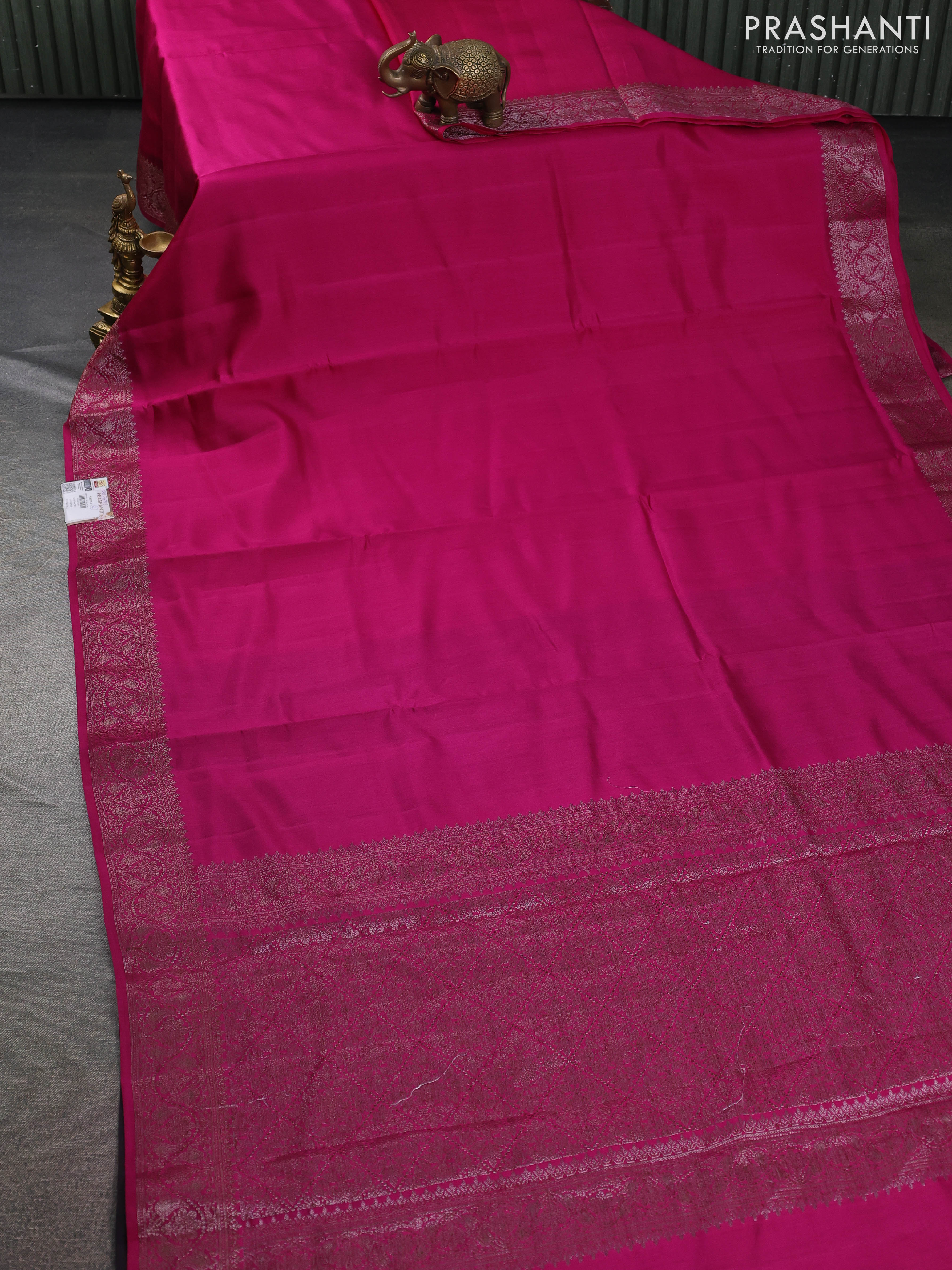 Chiniya silk saree pink and deep jamun with plain body and woven border - Image 2