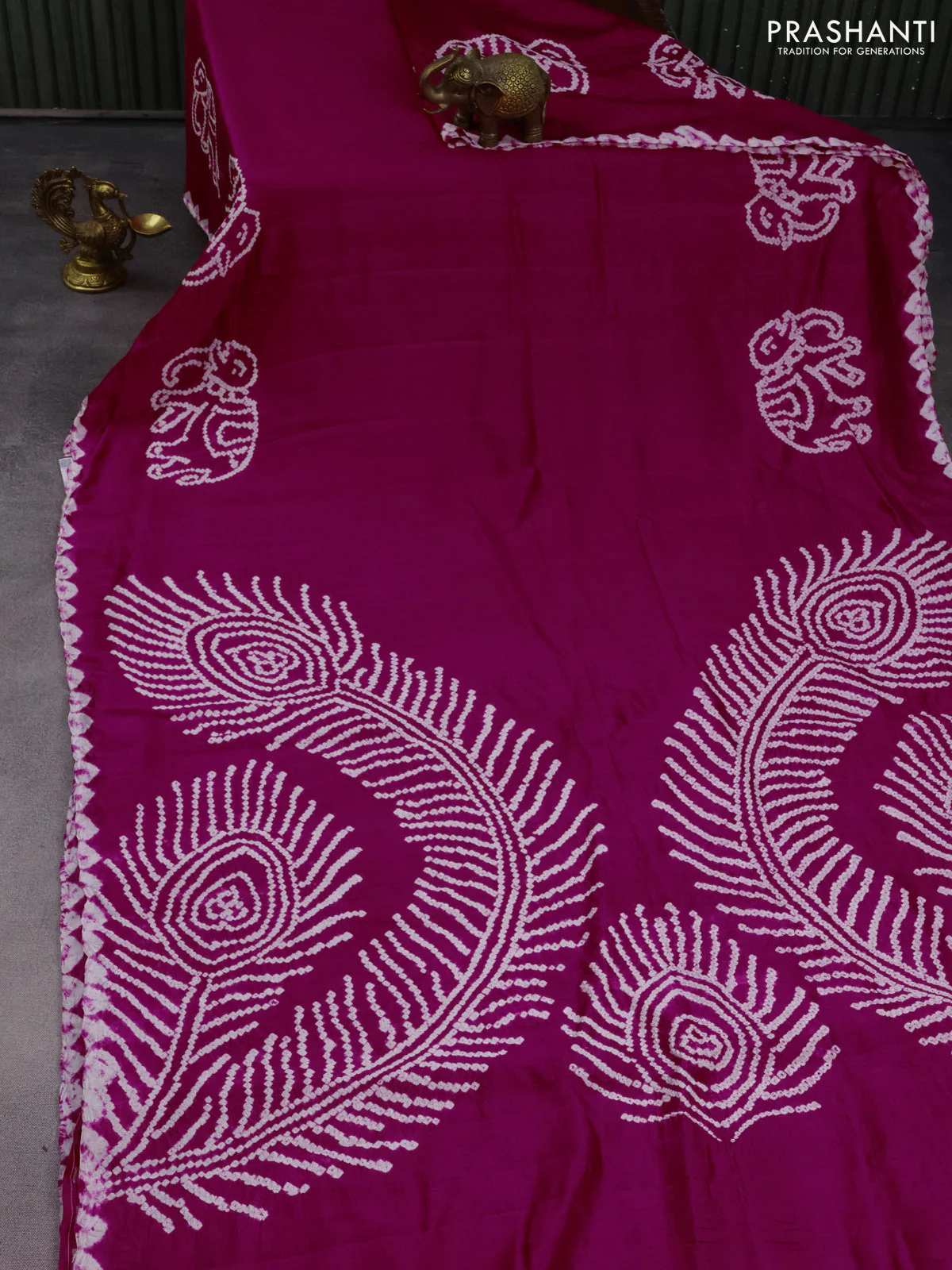 Chiniya silk saree pink with allover bandhani prints - Image 2