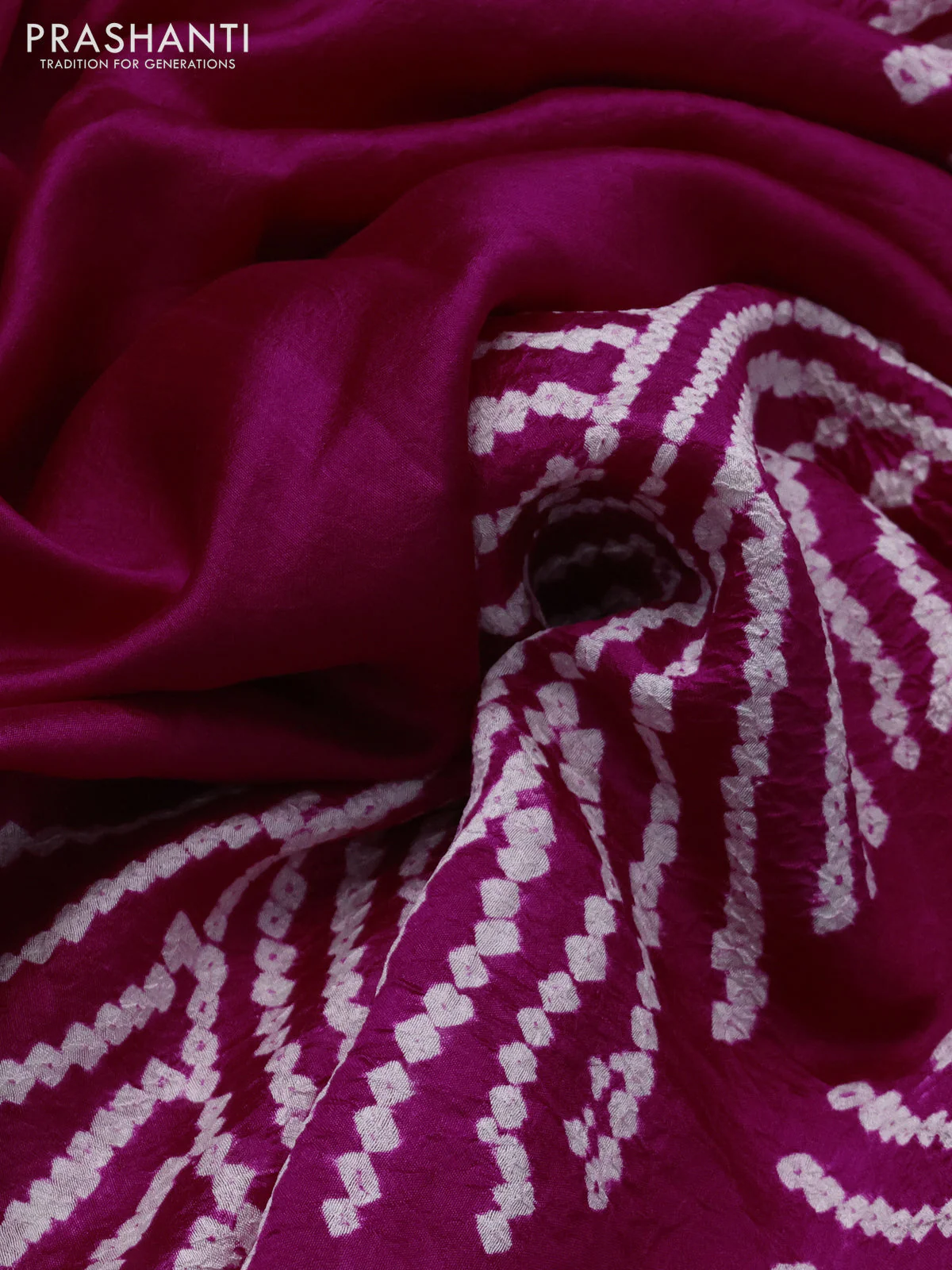Chiniya silk saree pink with allover bandhani prints - Image 3