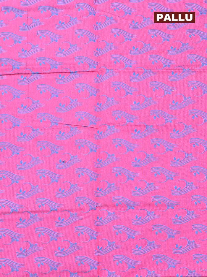 Coimbatore Cotton Blue Emboss Saree with Thread Woven Border - Image 4