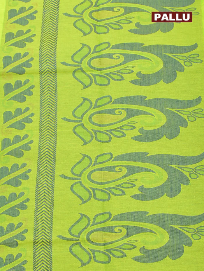 Coimbatore Cotton Green Emboss Saree with Thread Woven Border - Image 4