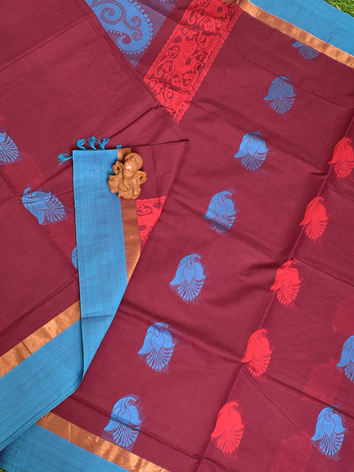 Coimbatore Cotton Magenta Butta Saree with Plain Border - Image 2