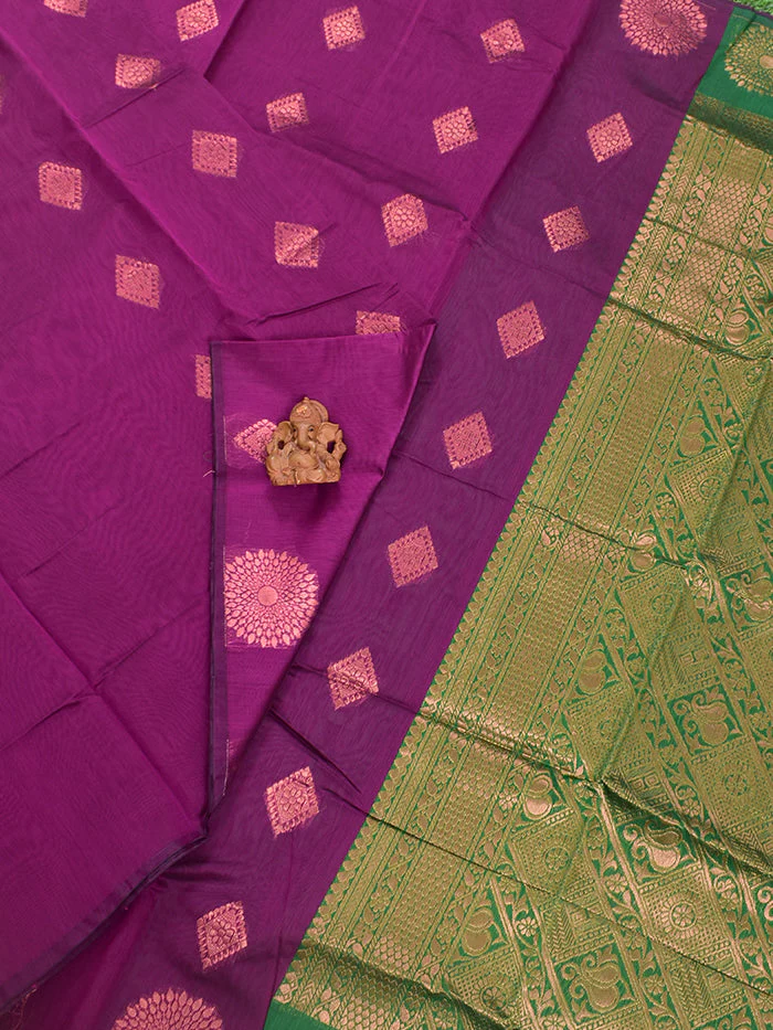 Coimbatore Cotton Magenta Color Light weight Cotton Saree - Image 2