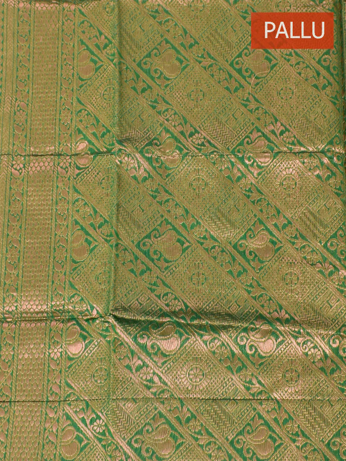 Coimbatore Cotton Magenta Color Light weight Cotton Saree - Image 3