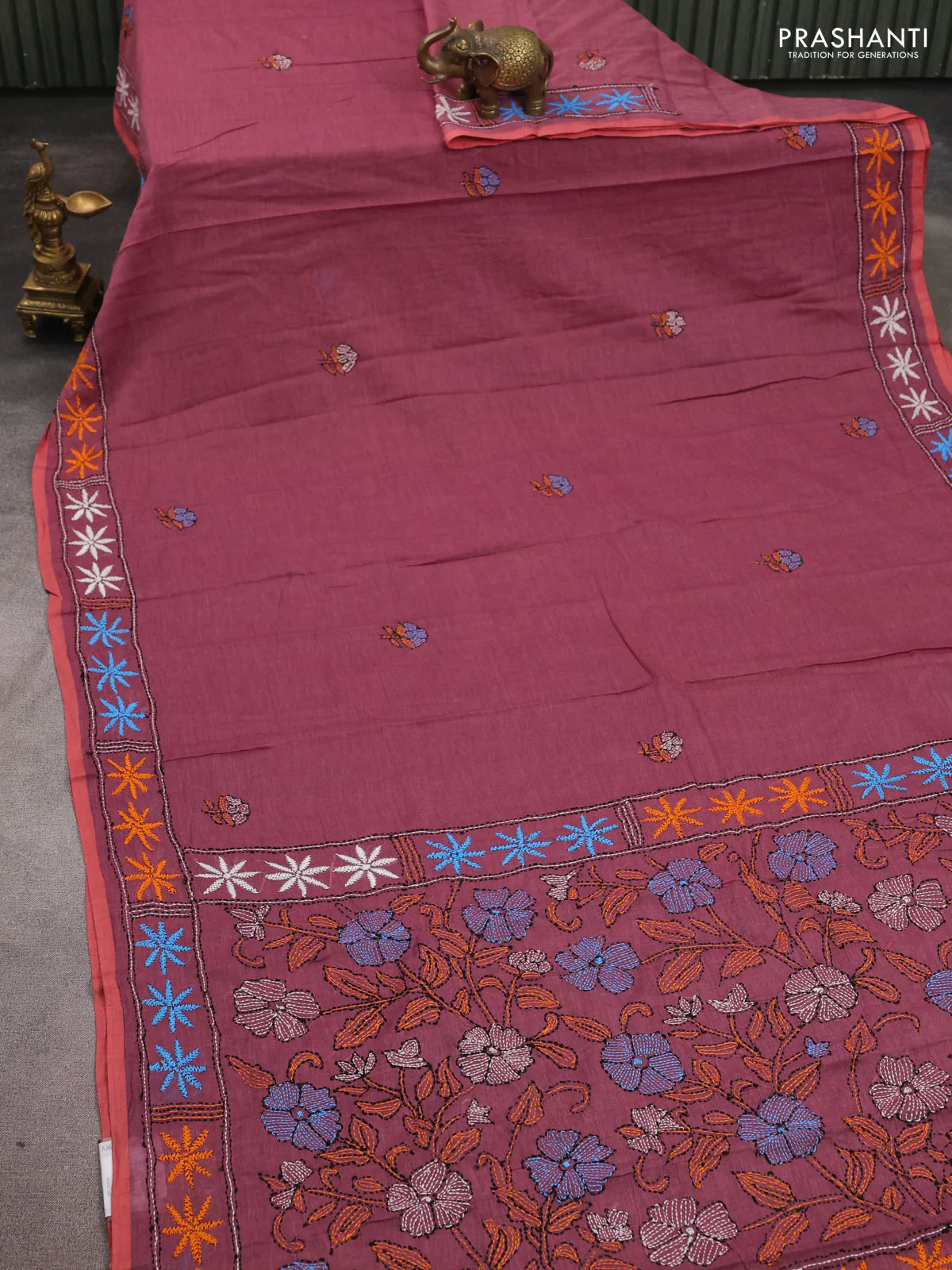 Cotton saree mauve pink with kantha stitch work and kantha stitch work pallu - Image 2