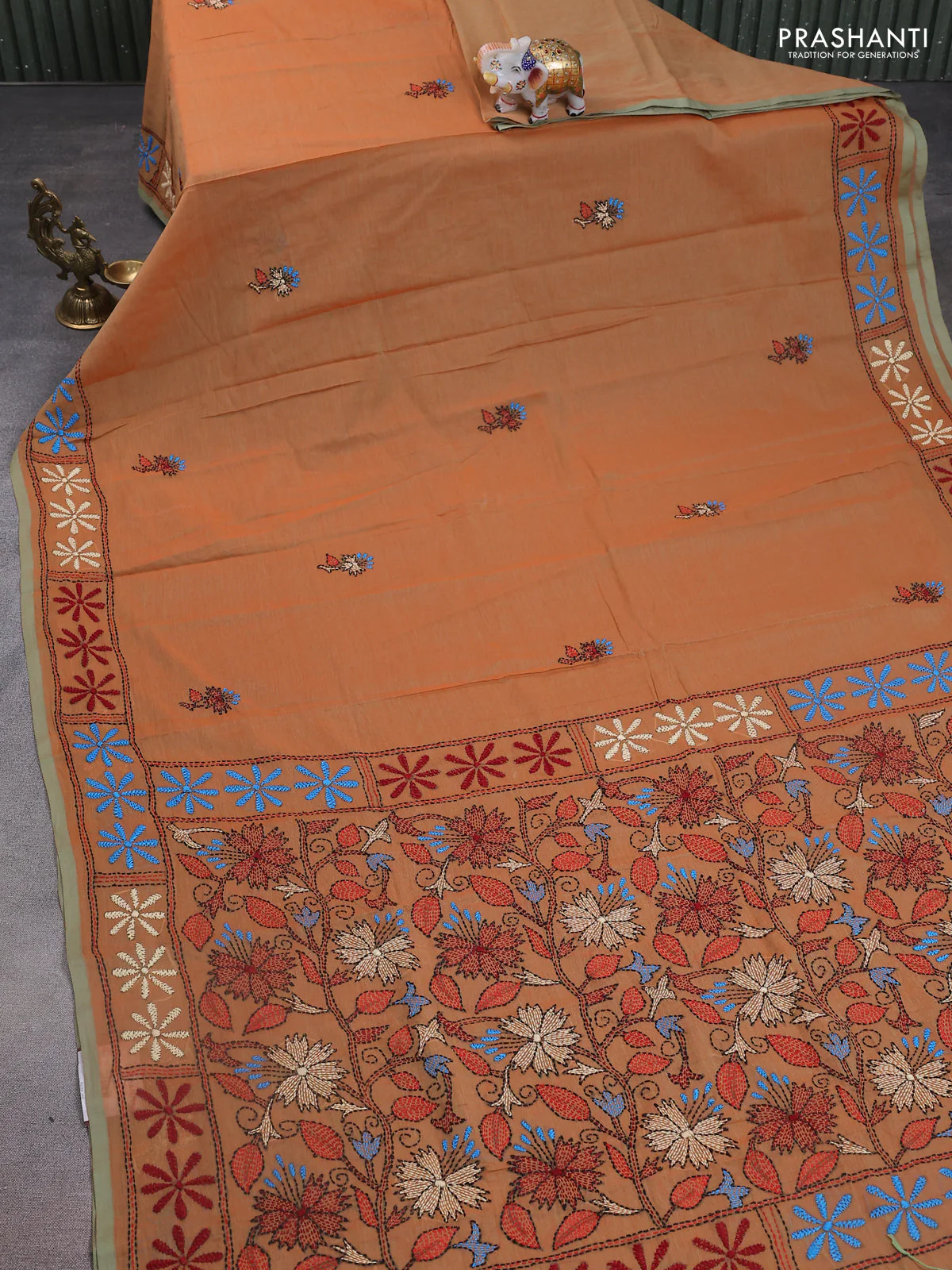 Cotton saree orange and pastel green with kantha stitch work and kantha stitch work pallu - Image 2