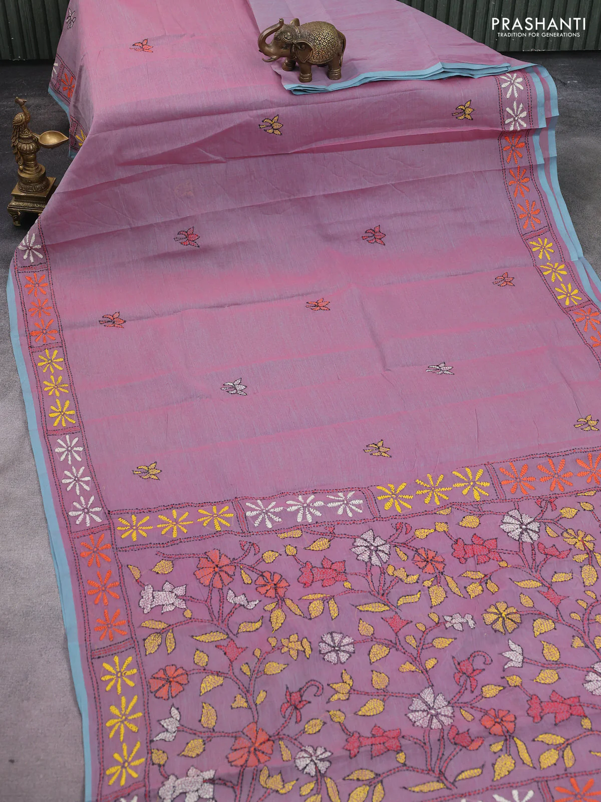 Cotton saree pink and teal green with kantha stitch work and kantha stitch work pallu - Image 2