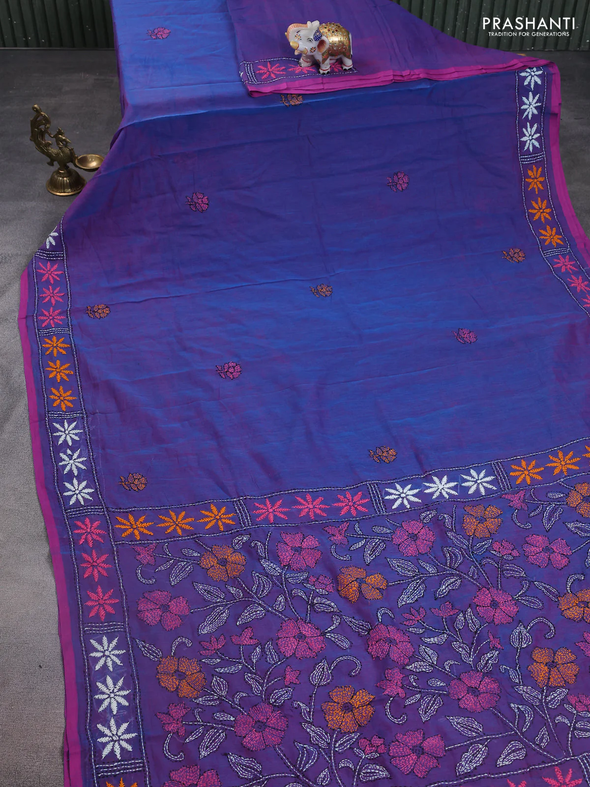 Cotton saree purple with kantha stitch work and kantha stitch work pallu - Image 2