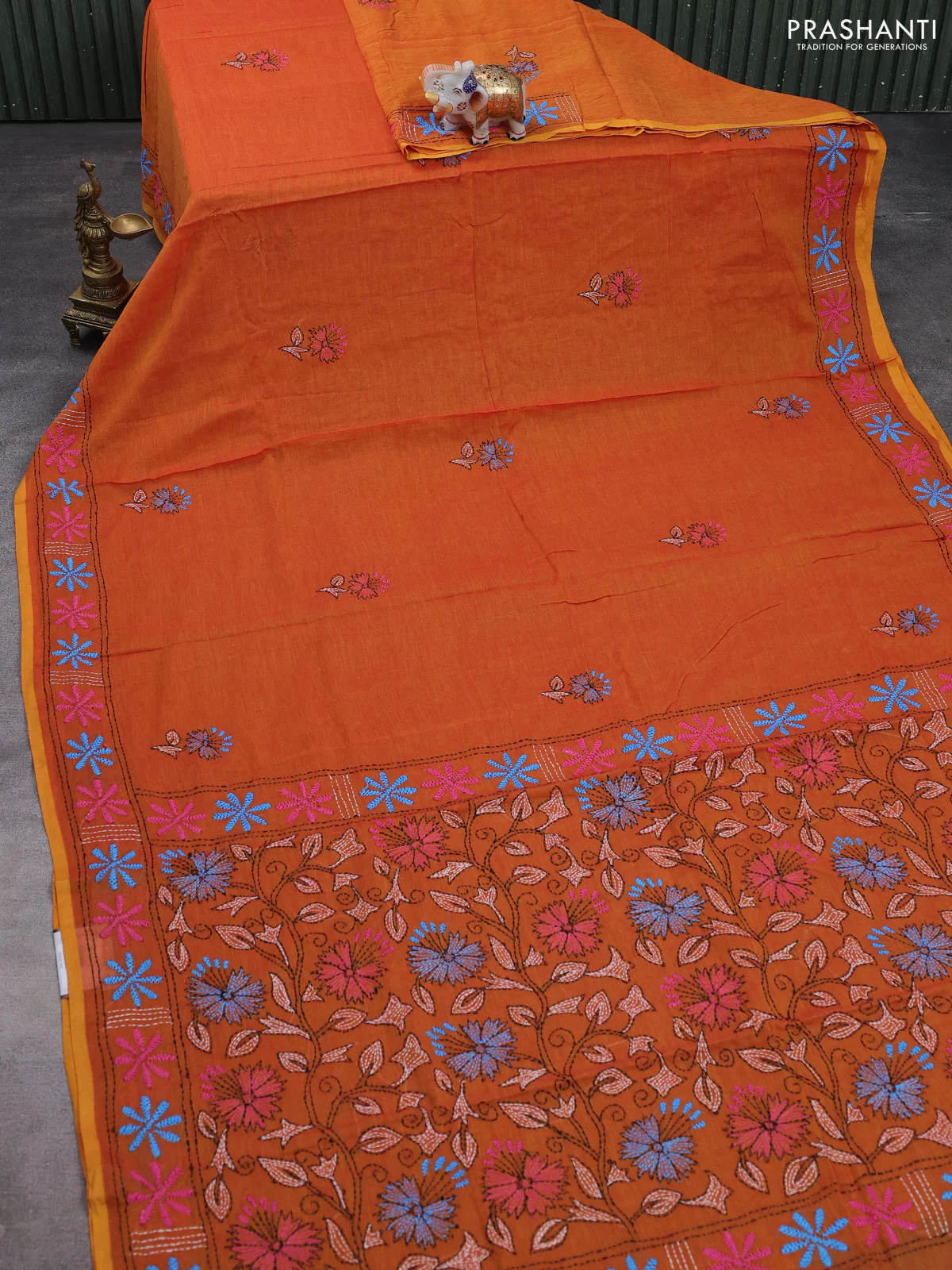 Cotton saree rustic orange and mustard yellow with kantha stitch work and kantha stitch work pallu - Image 2