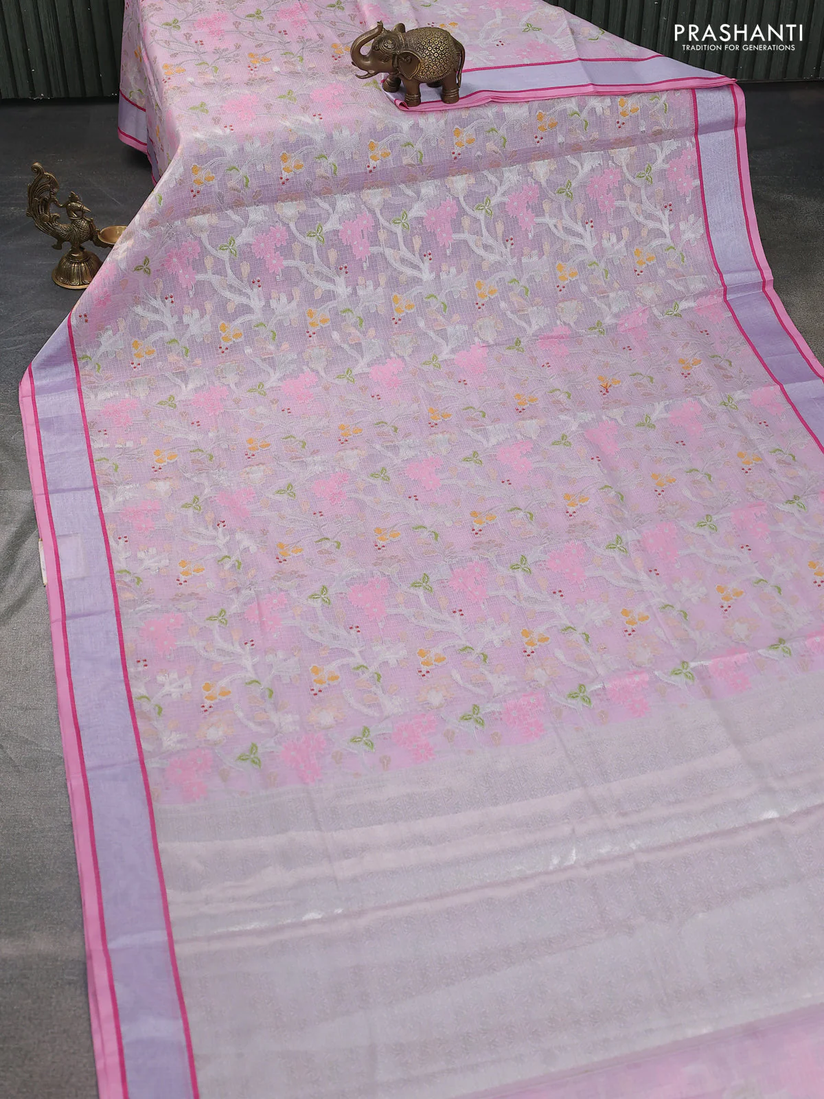 Cotton zari kota saree lavender and pink with allover thread & zari floral weaves and silver zari woven border - Image 2