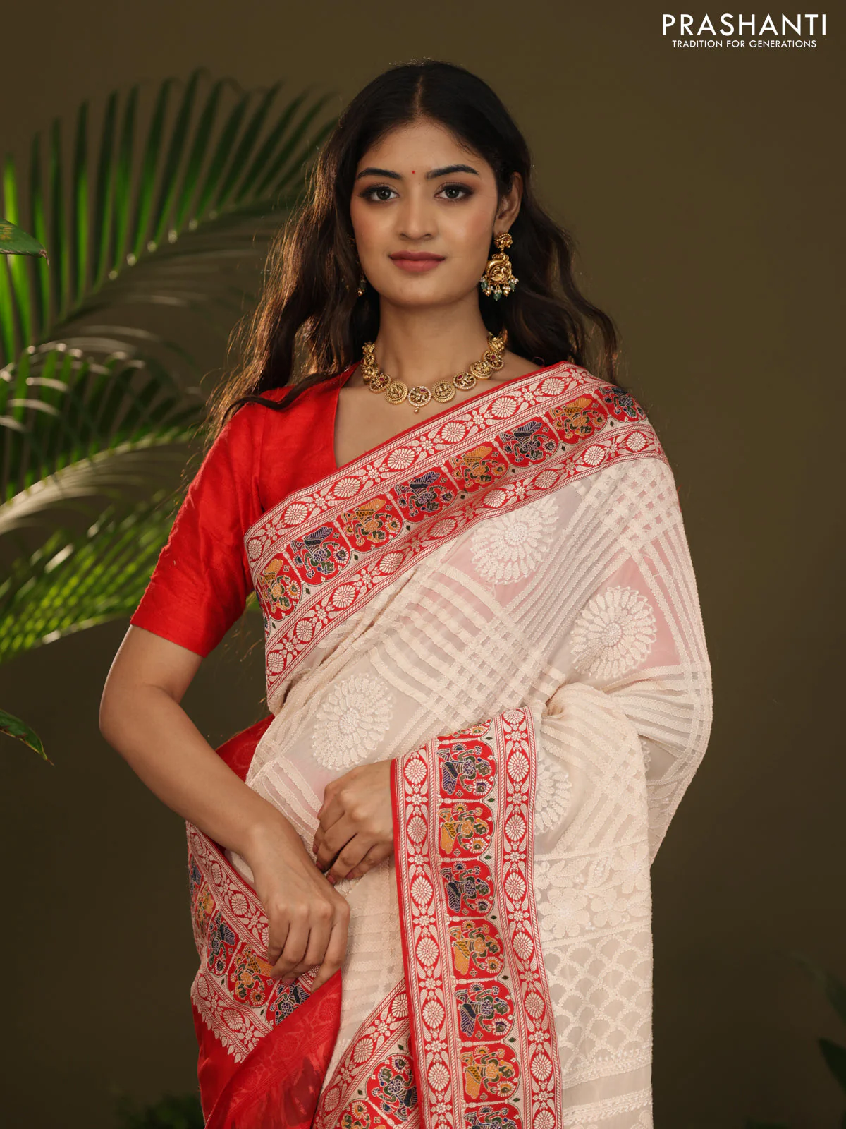 Cream & Red Georgette Saree with Chikankari work & banaras border - Image 5