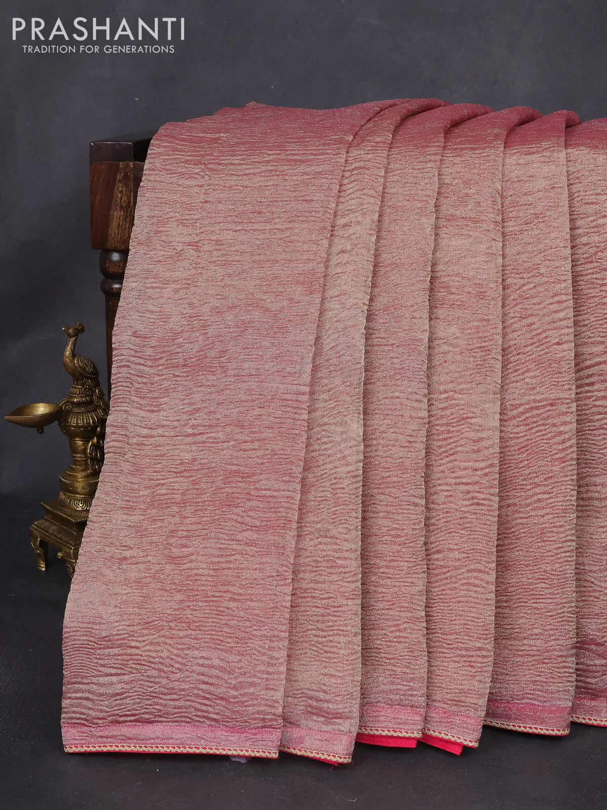 Crush tissue silk saree dual shade of golden pink and pink with plain body & gotapatti lace work pallu - Image 2