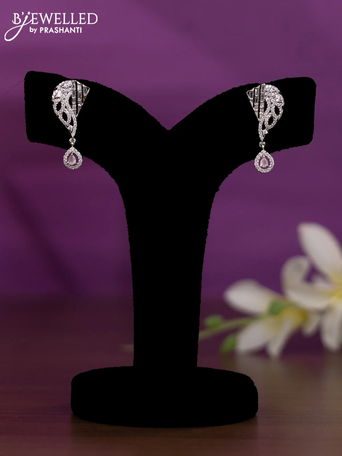 Crystal beaded pink nceklace with baby pink and cz stones - Image 2