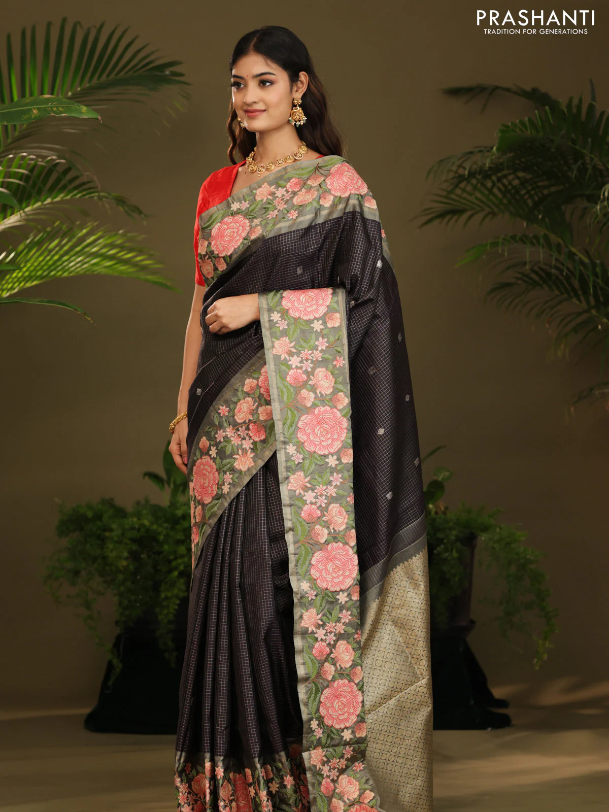Dark navy blue Kanchipuram Silk with Border Embroidery - Image 2