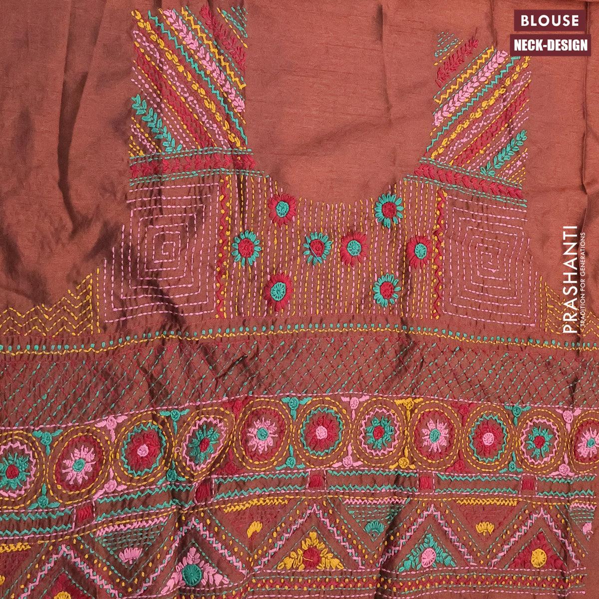 Dola silk saree black and brown with zari checked pattern and zari woven border with embroidery work blouse - Image 4
