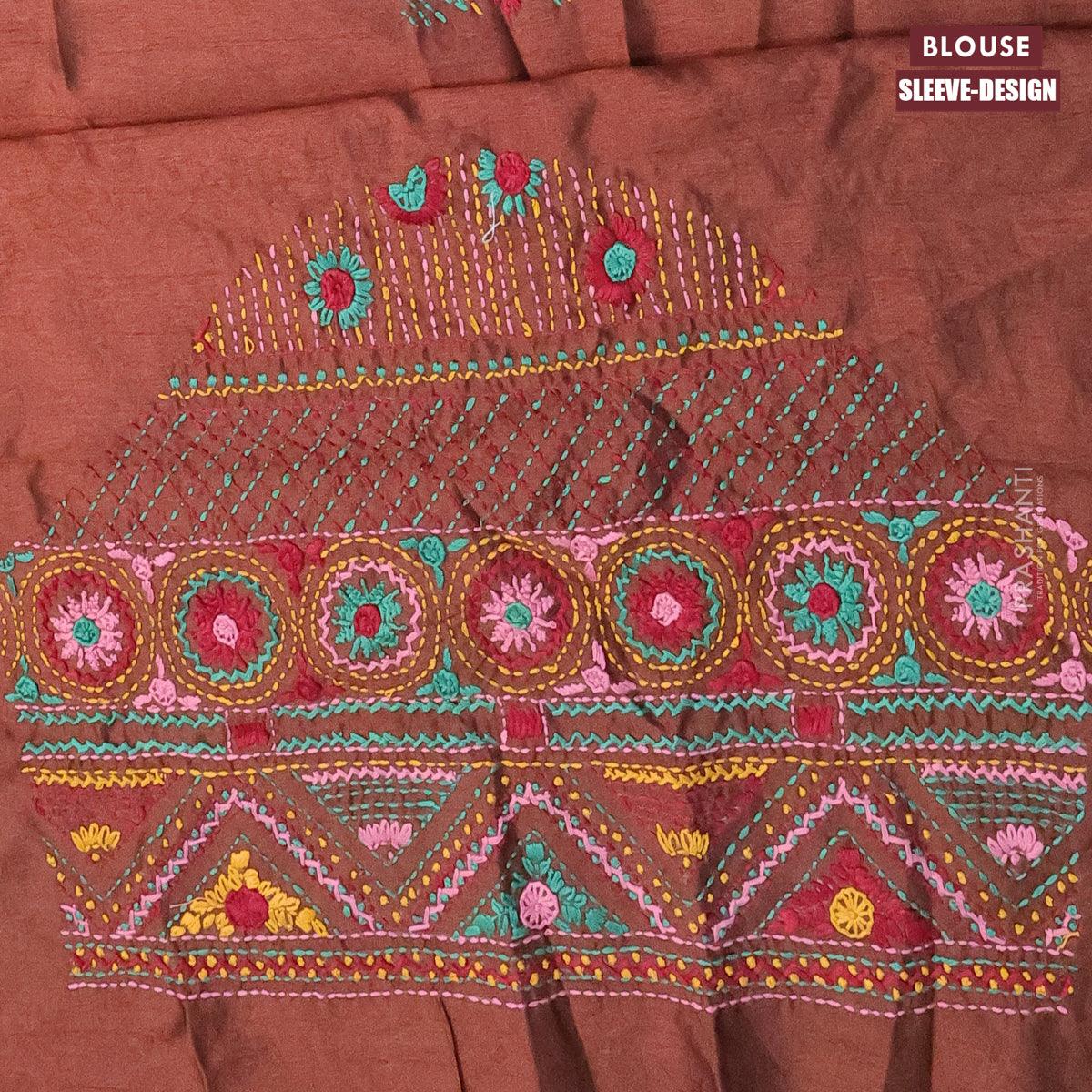 Dola silk saree black and brown with zari checked pattern and zari woven border with embroidery work blouse - Image 5