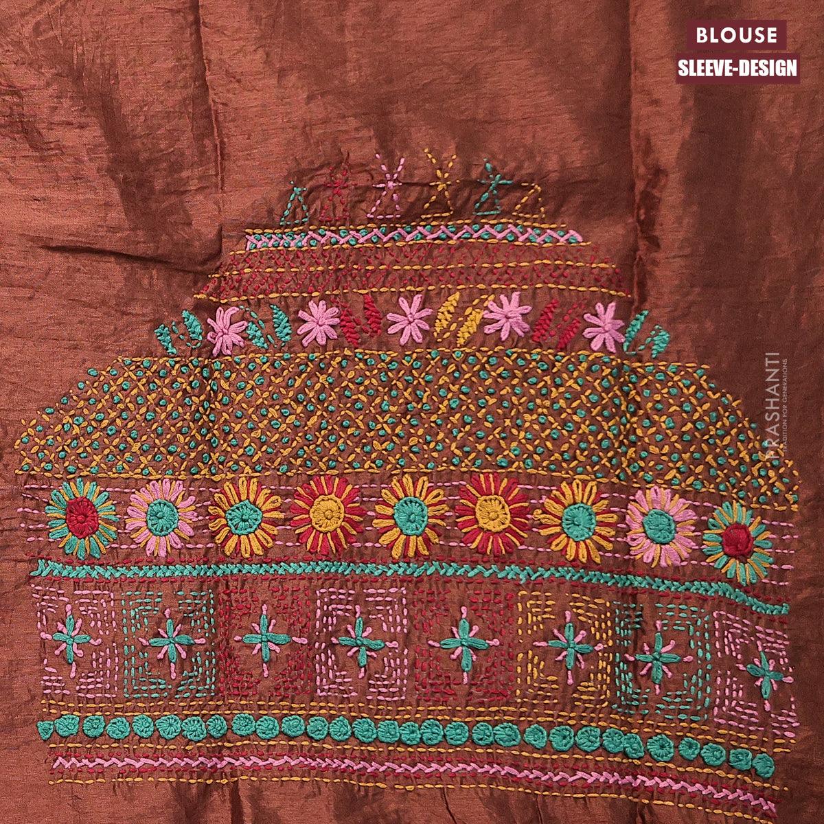 Dola silk saree black and brown with zari checked pattern and zari woven border with embroidery work blouse - Image 5