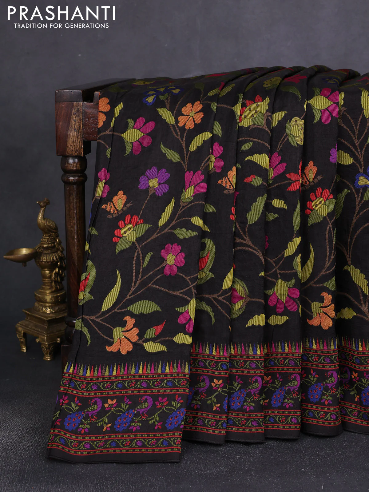 Dola silk saree black with allover jamdhani thread weaves and peacock design thread woven border - Image 4