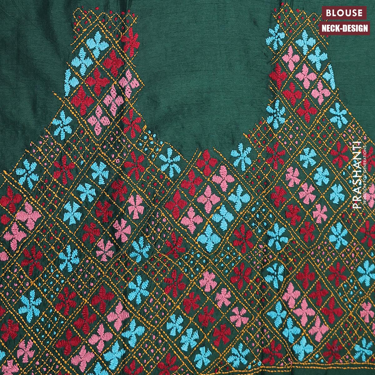 Dola silk saree light blue and dark green with zari checked pattern and zari woven border with embroidery work blouse - Image 4