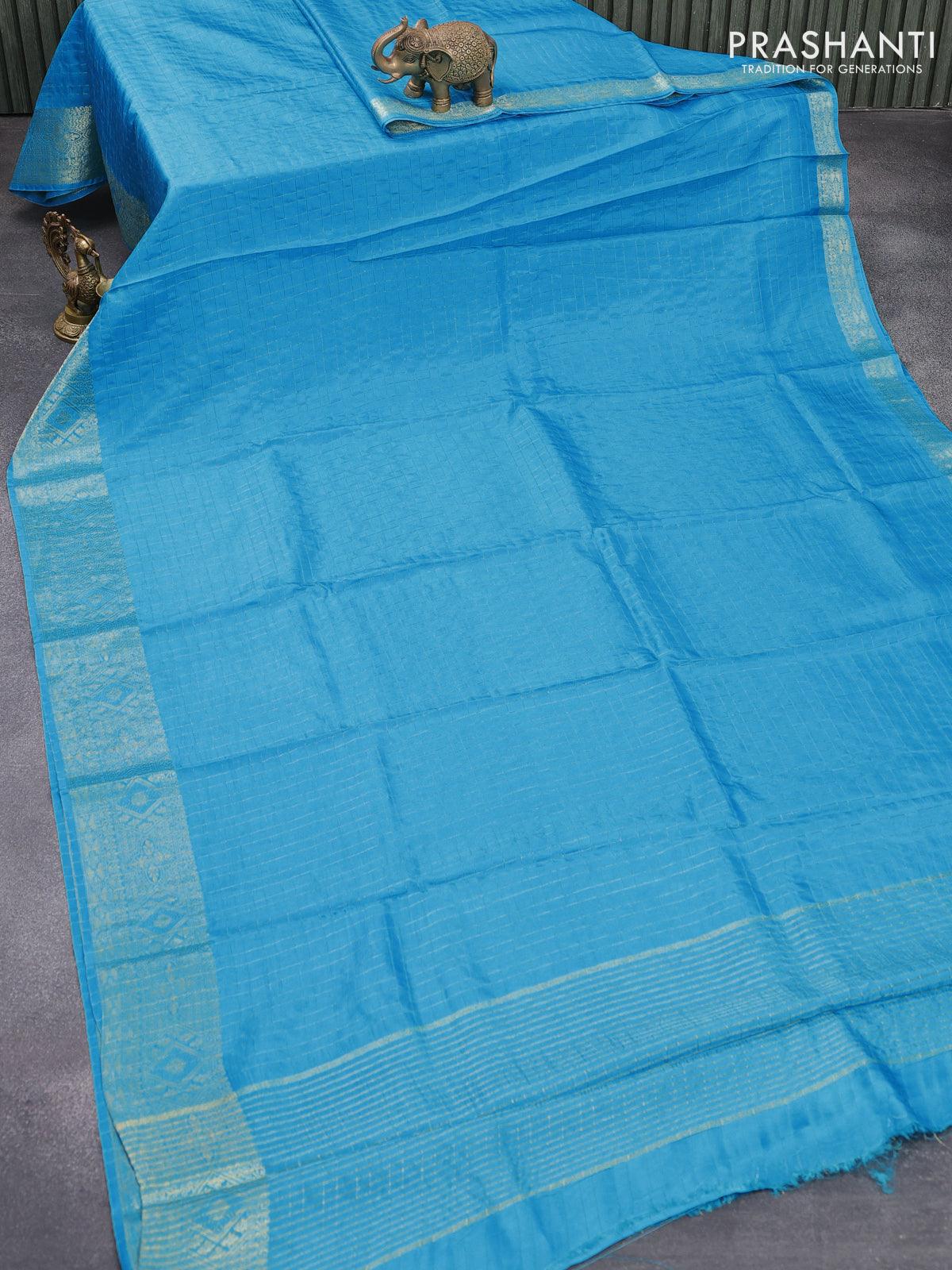 Dola silk saree light blue and red with zari checked pattern and zari woven border with embroidery work blouse - Image 2