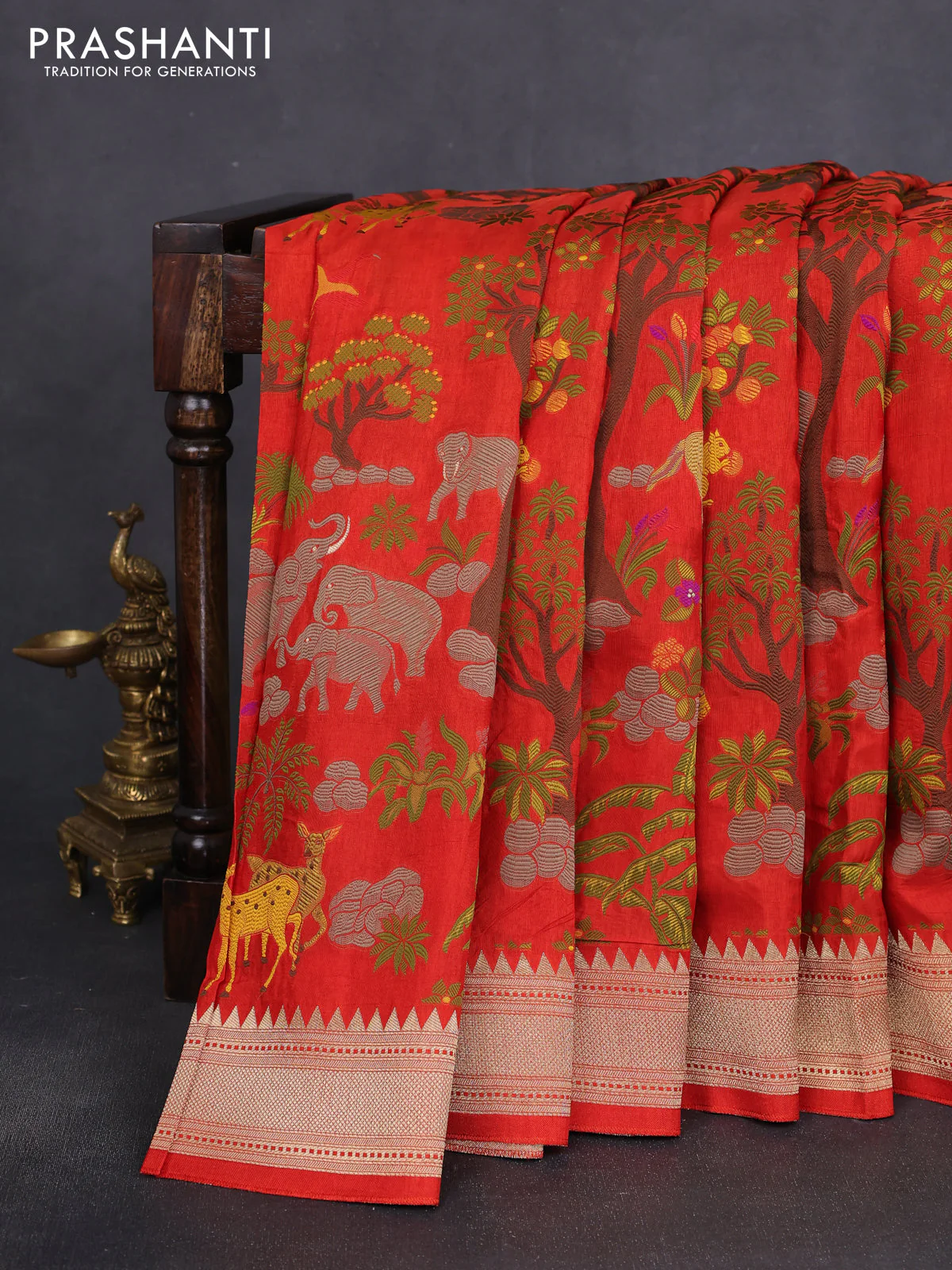 Dola silk saree red with allover shikarga weaves and zari woven border - Image 2