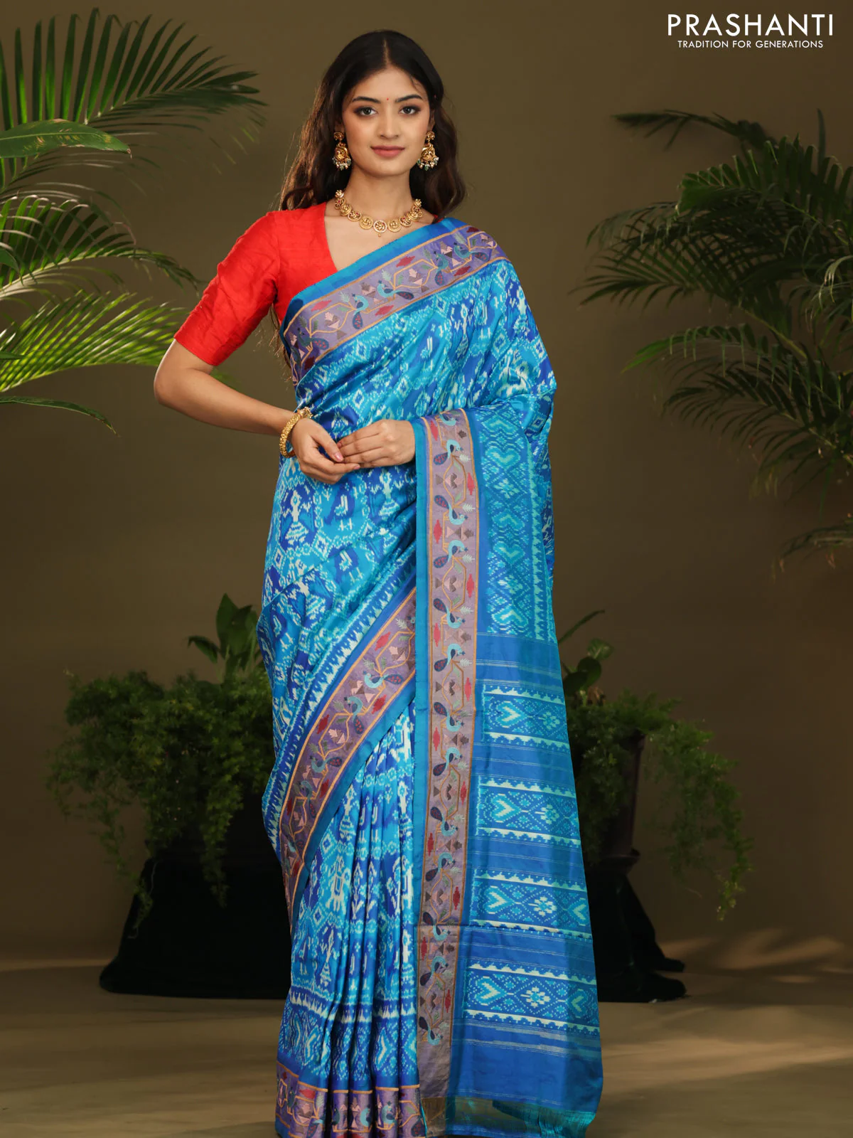 Dual shade of blue Pochampally Silk with Border Embroidery - Image 2