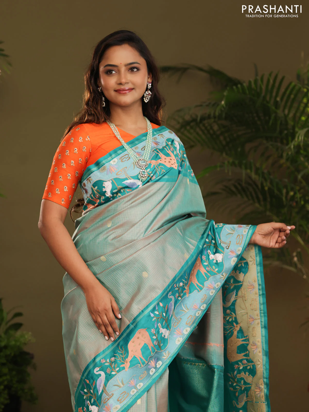 Dual shade of Teal Kanchipuram Silk saree with Border Embroidery - Image 4