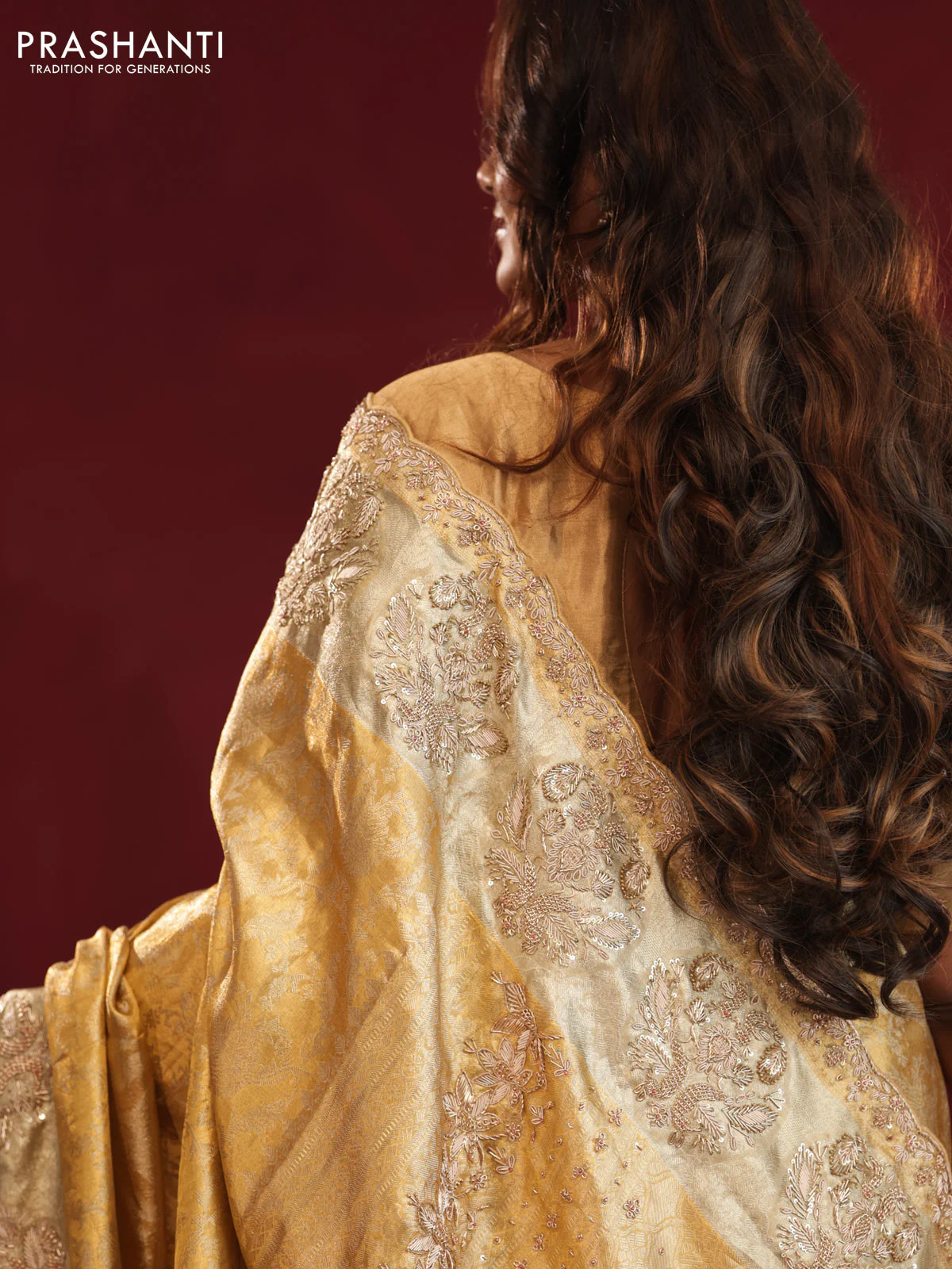 Gold Pure kanchipuram tissue silk saree with allover zari weaves & embroidery - Image 5