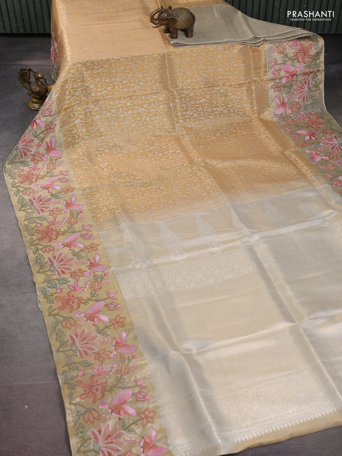 Gold Pure Kanchipuram Tissue Silk Saree With Brocade Zari Weaves & Border Embroidery - Image 7