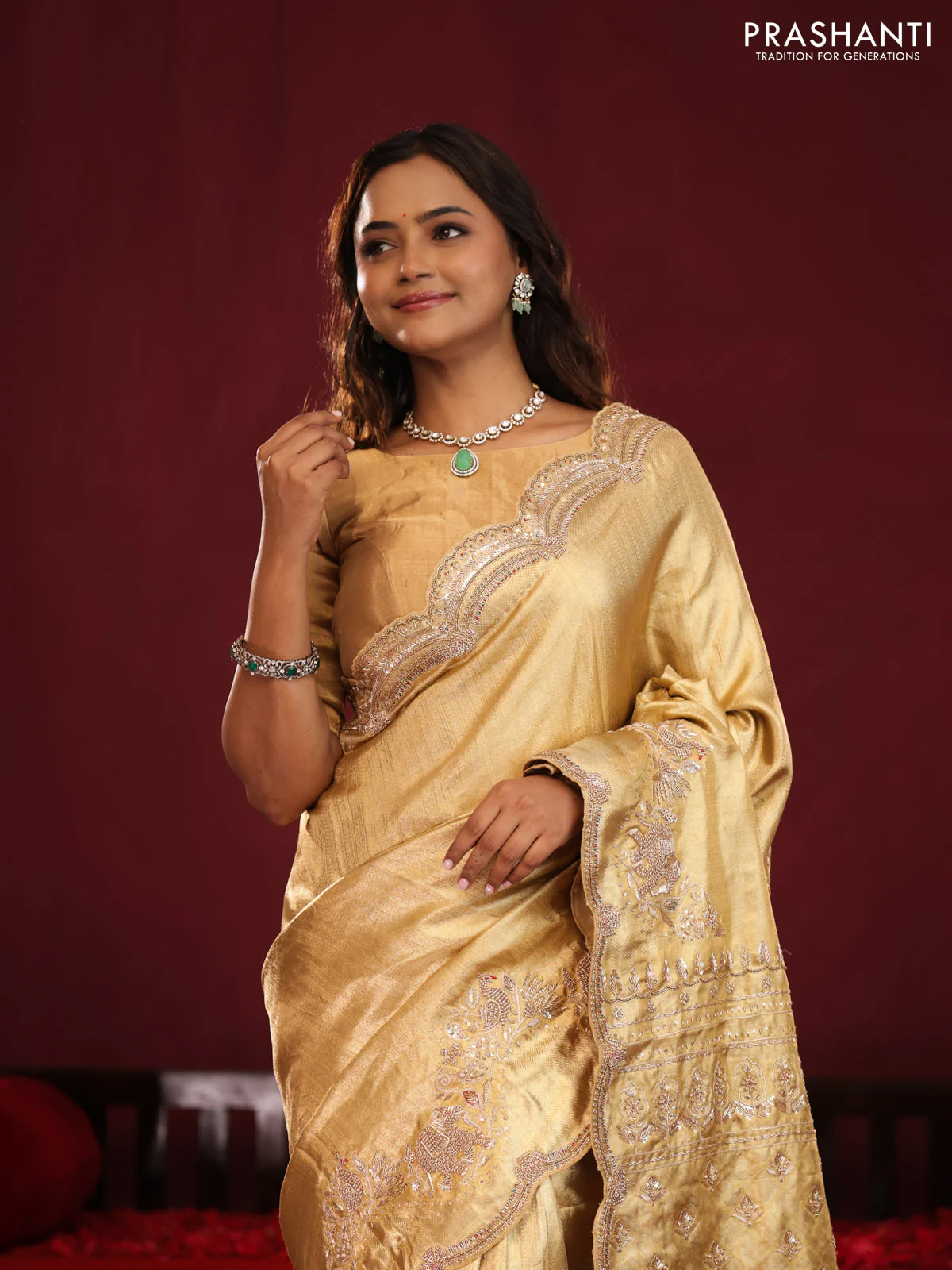 Gold pure kanchipuram tissue silk saree with embroidery border & pallu - Image 4