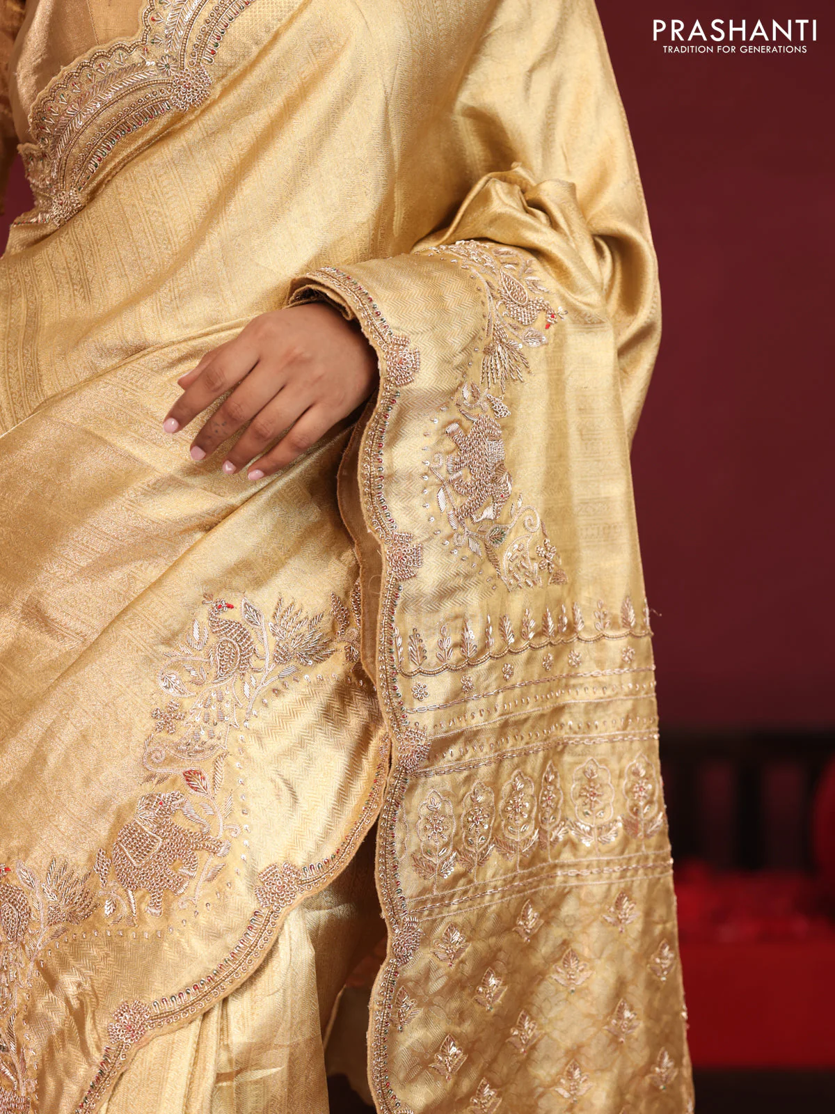 Gold pure kanchipuram tissue silk saree with embroidery border & pallu - Image 5
