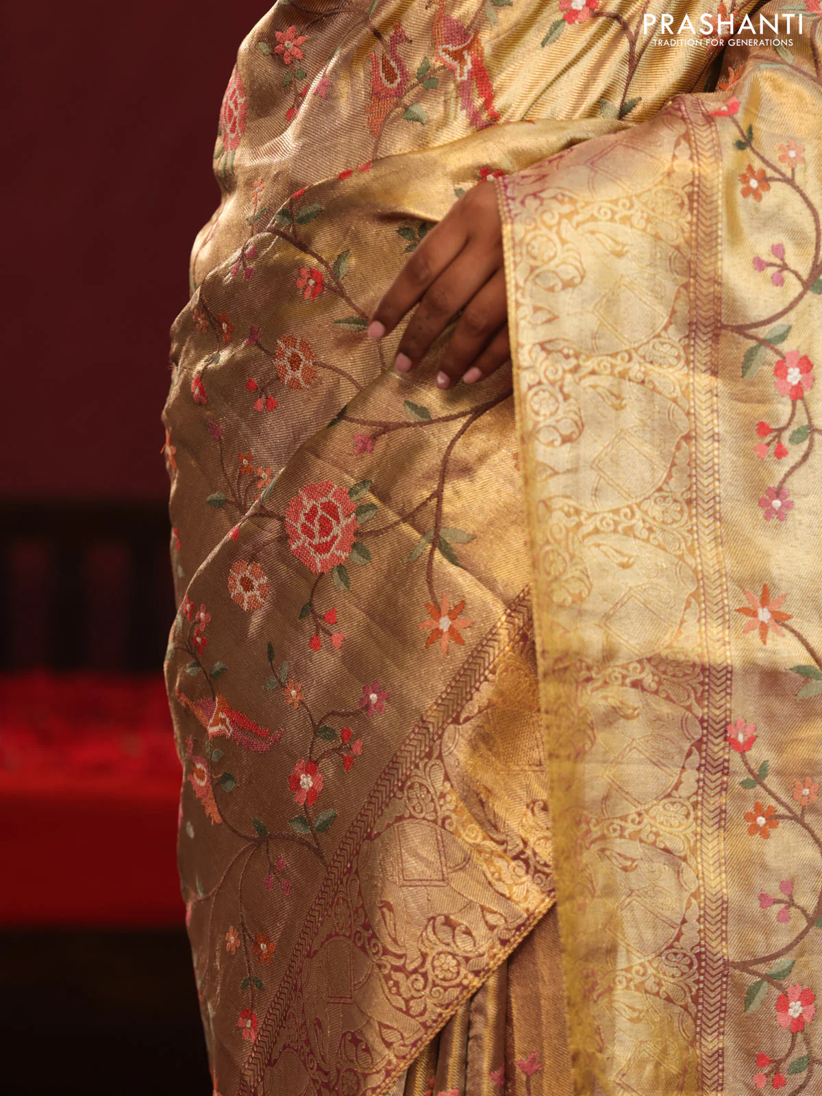 Golden Tissue Kanchipuram Silk Saree with allover embroidery - Image 4
