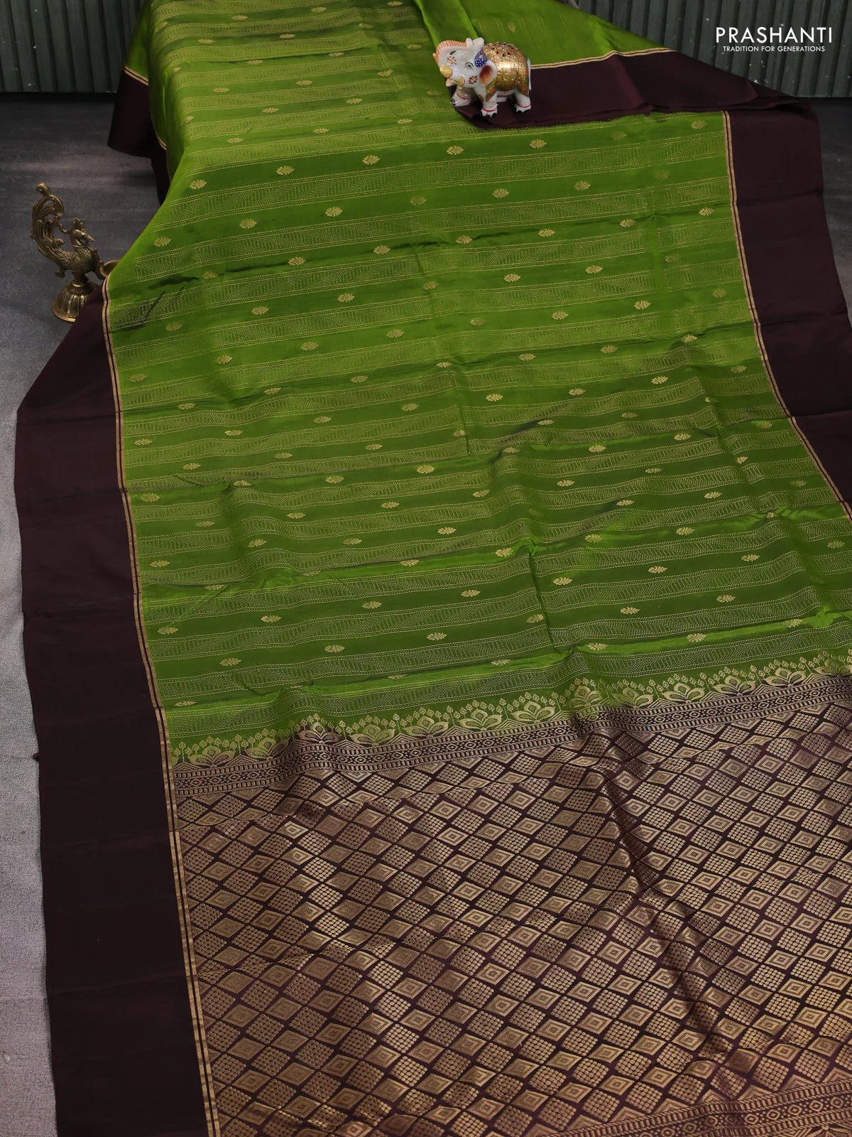 Green-Coffee brown kanchipuram silk saree with matching antique necklace - Image 2