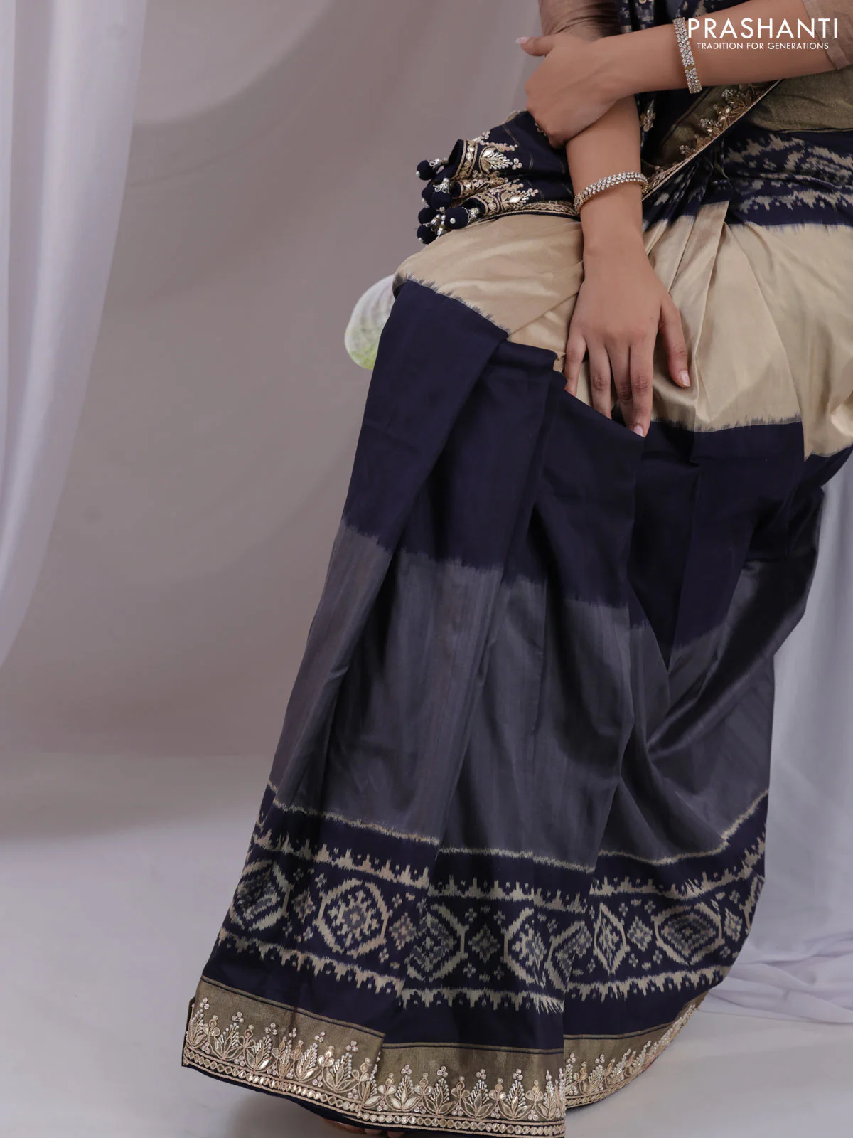 Grey-navy blue pochampally silk saree with allover ikat weaves and Embroidered border - Image 4