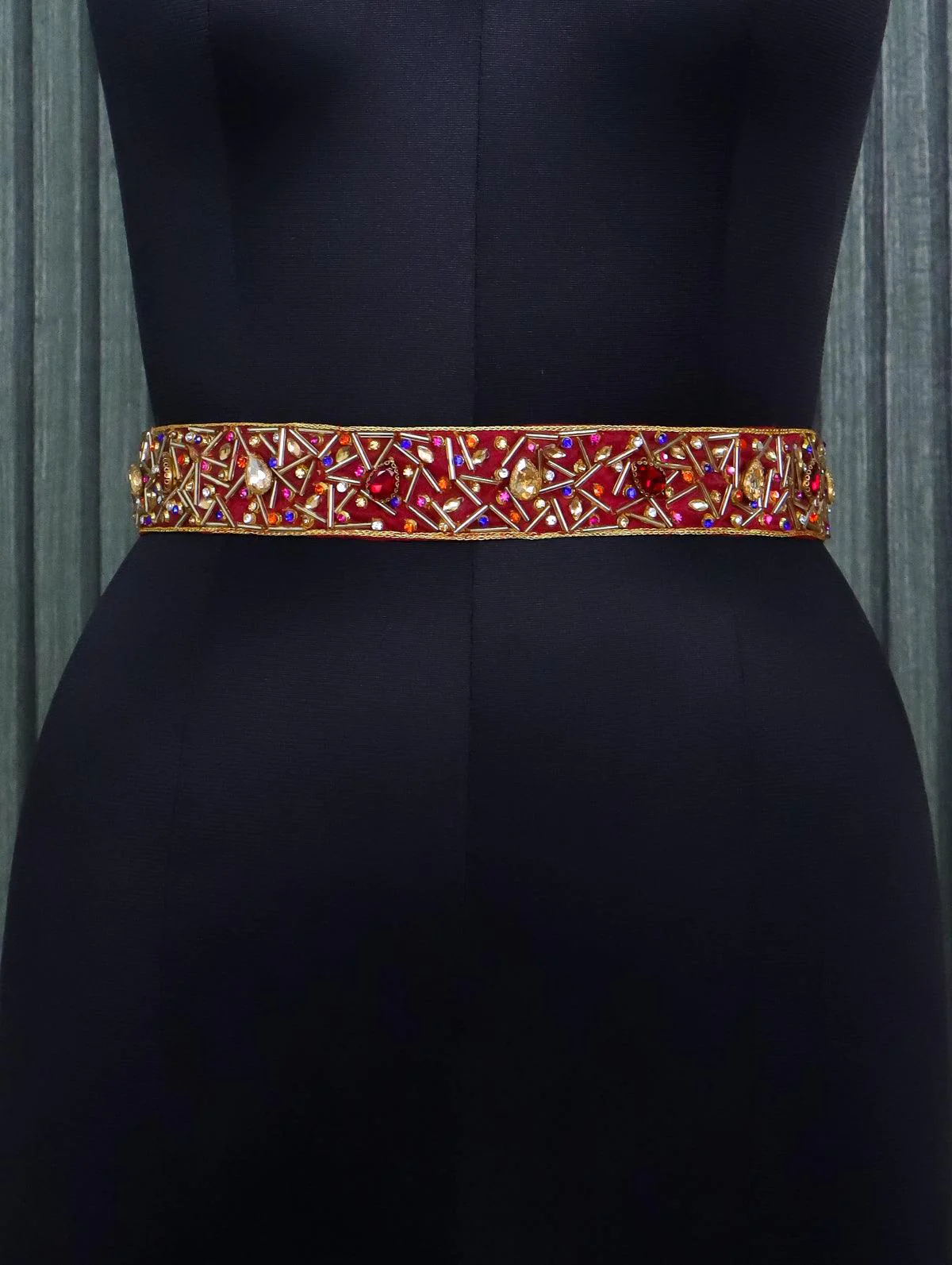 Hip belt maroon with pipe & stones work - Image 2